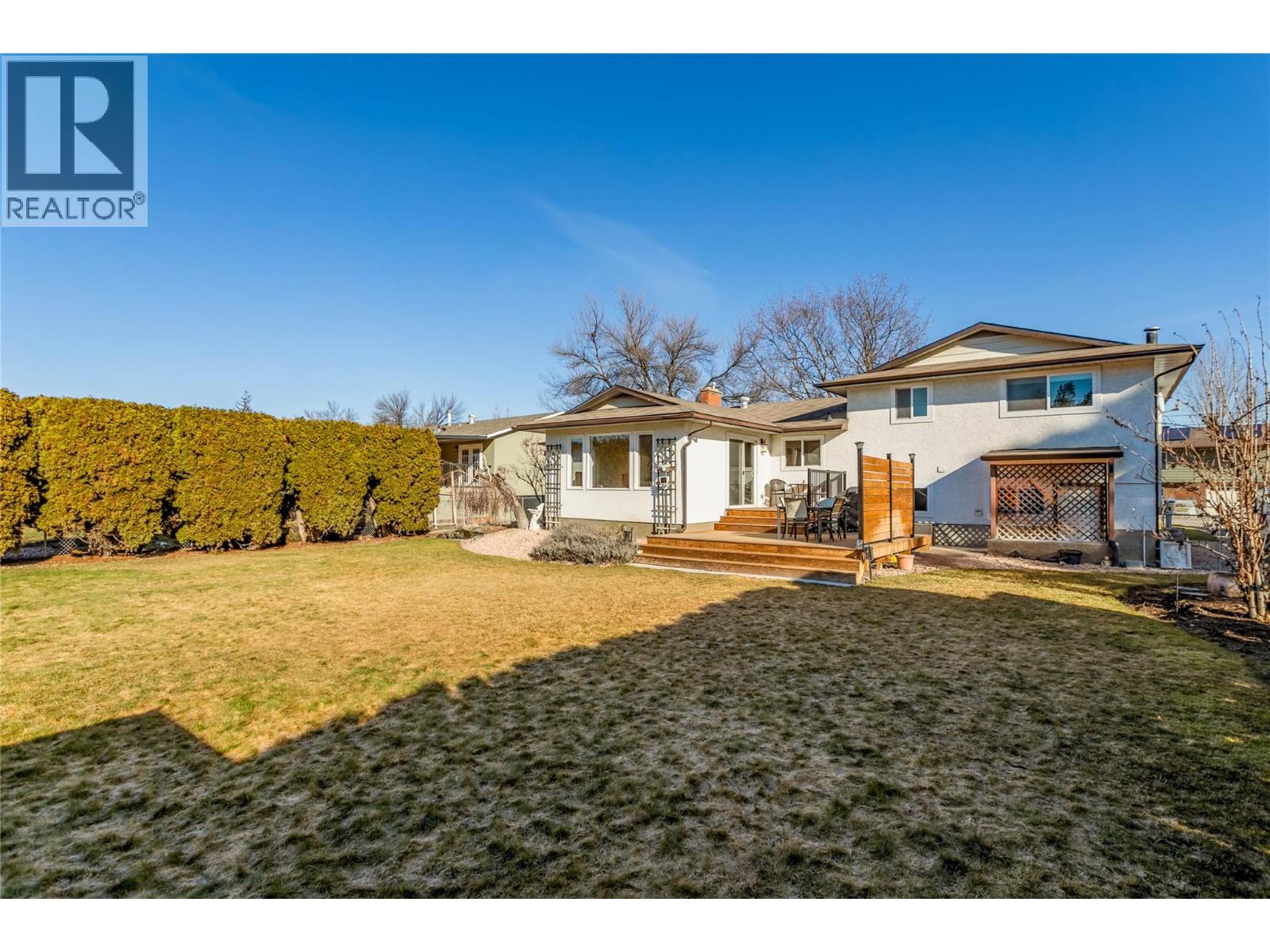 935 Hickory Road