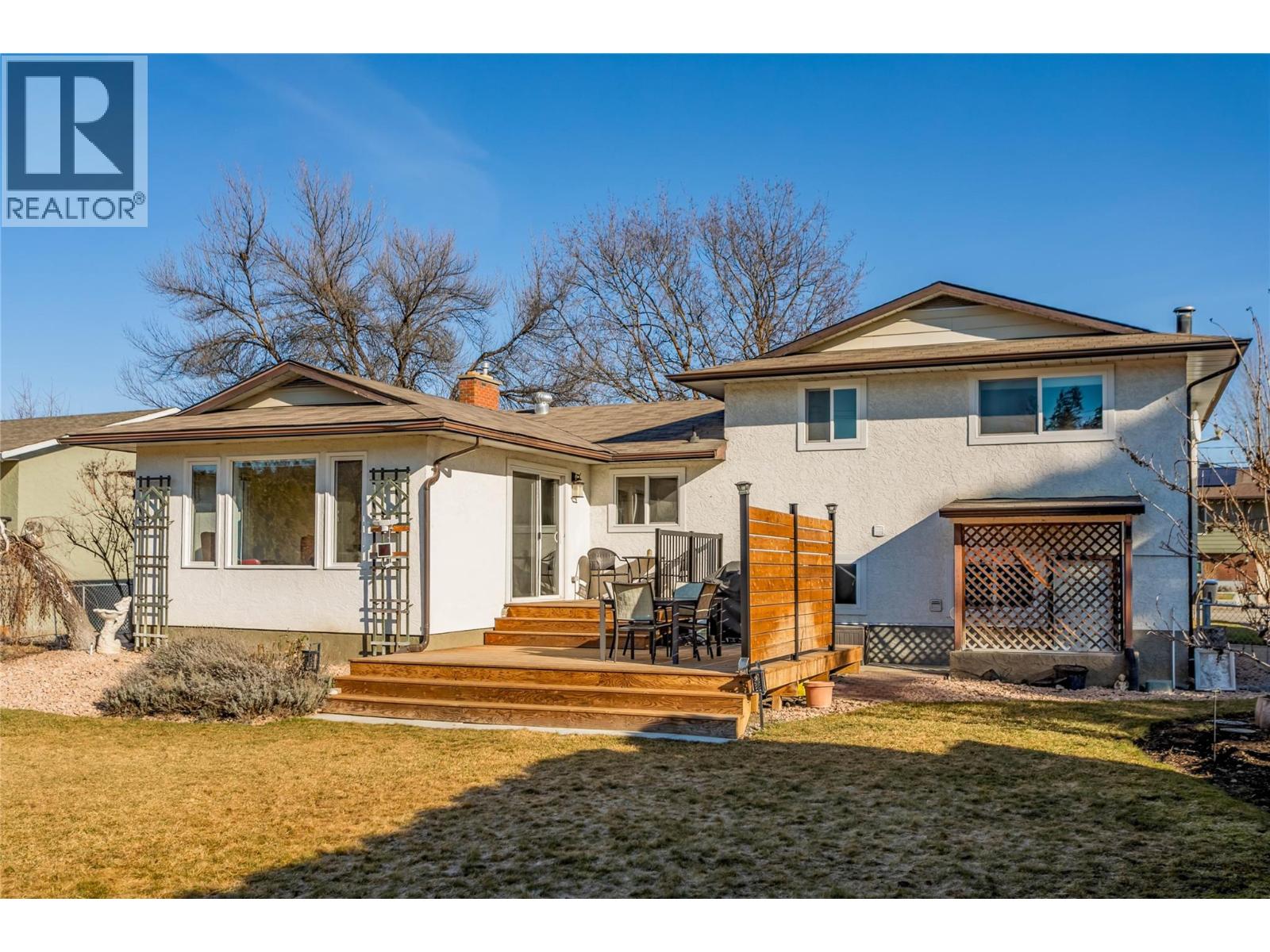 935 Hickory Road