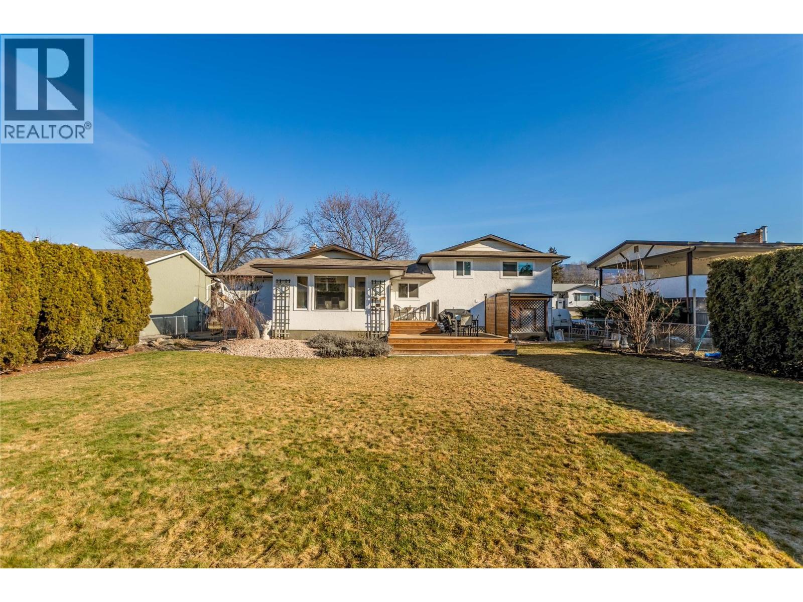 935 Hickory Road