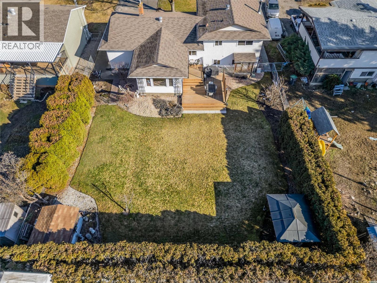 935 Hickory Road