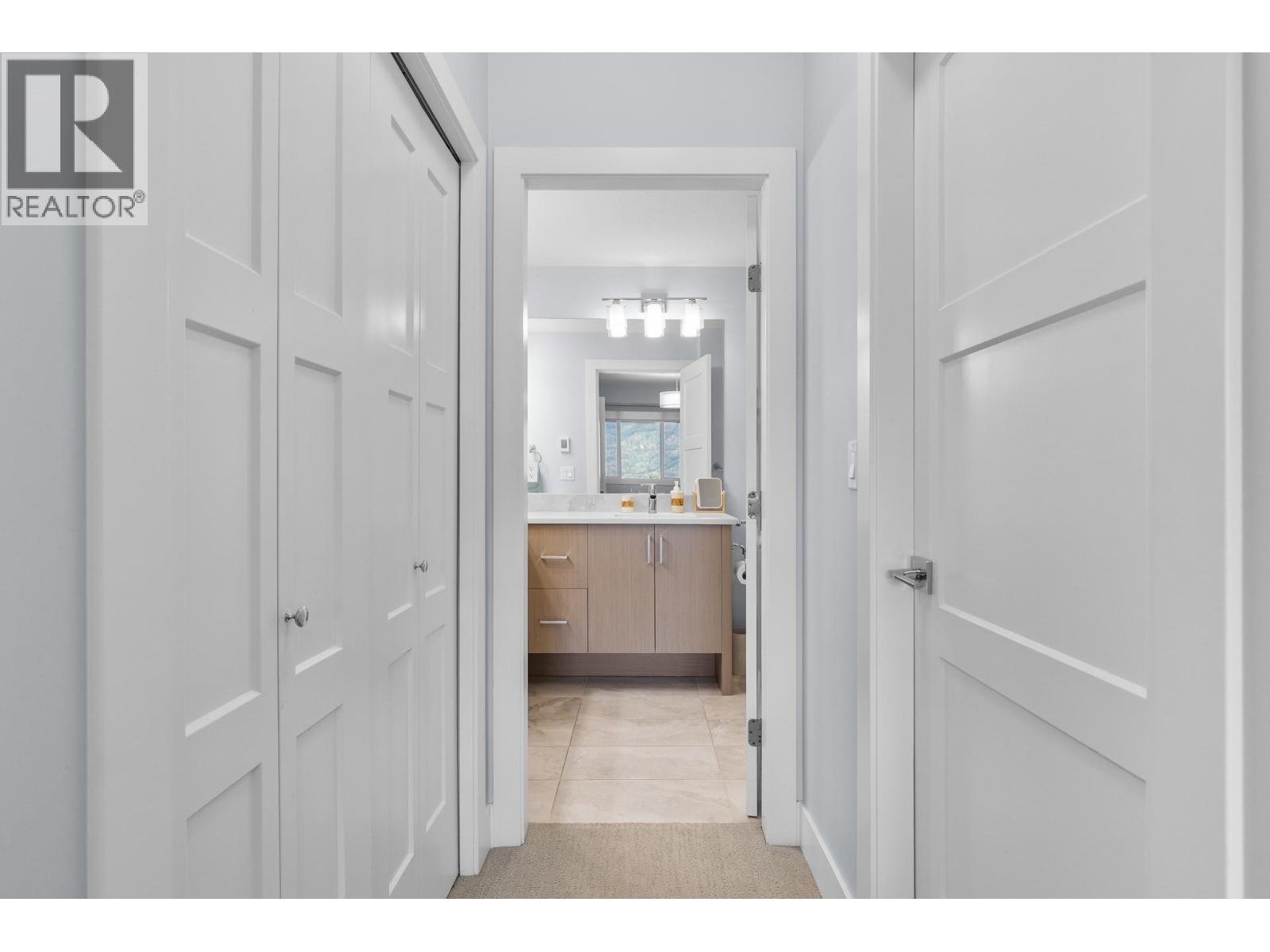 3475 Granite Close Unit# 103