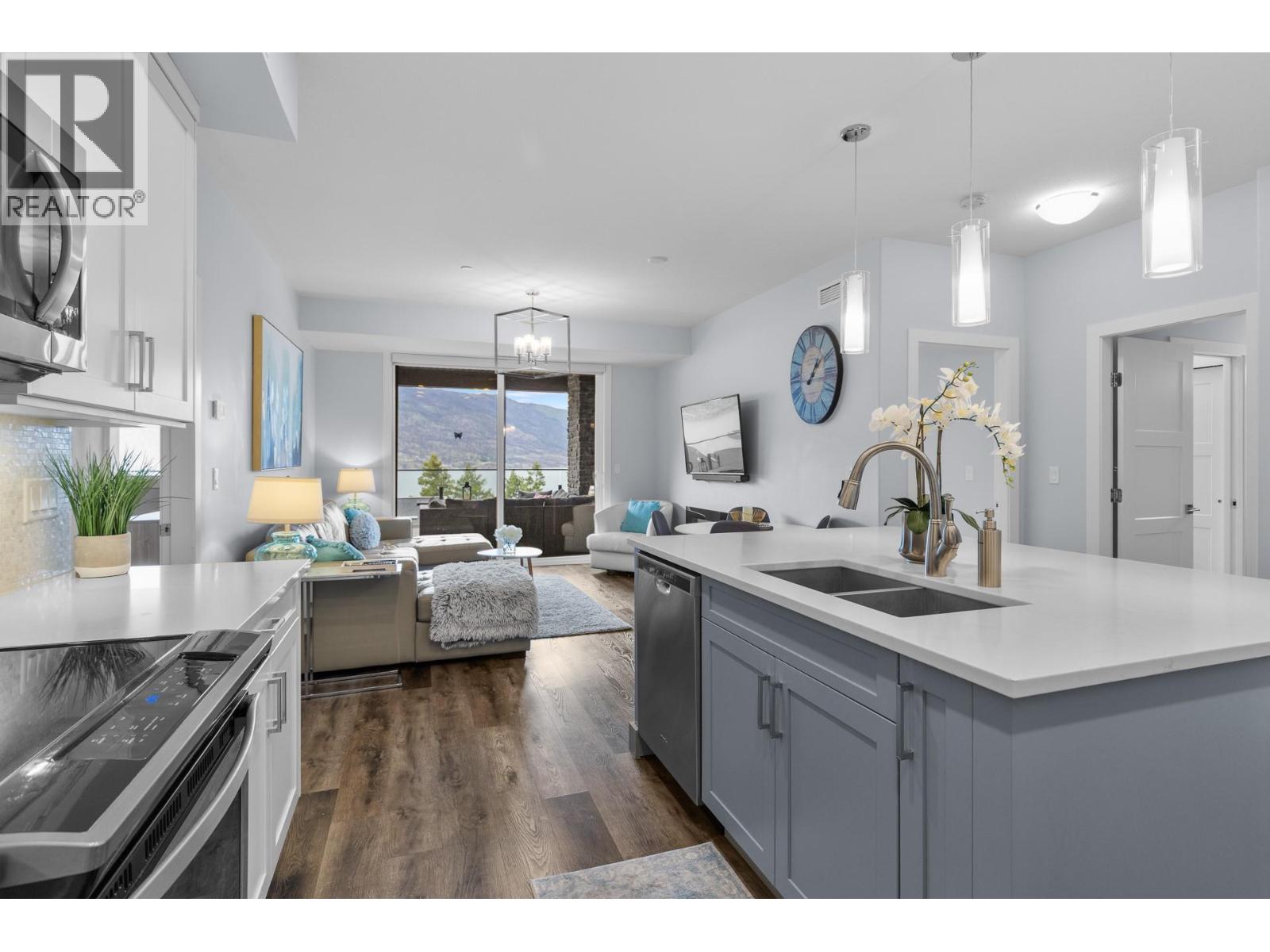 3475 Granite Close Unit# 103