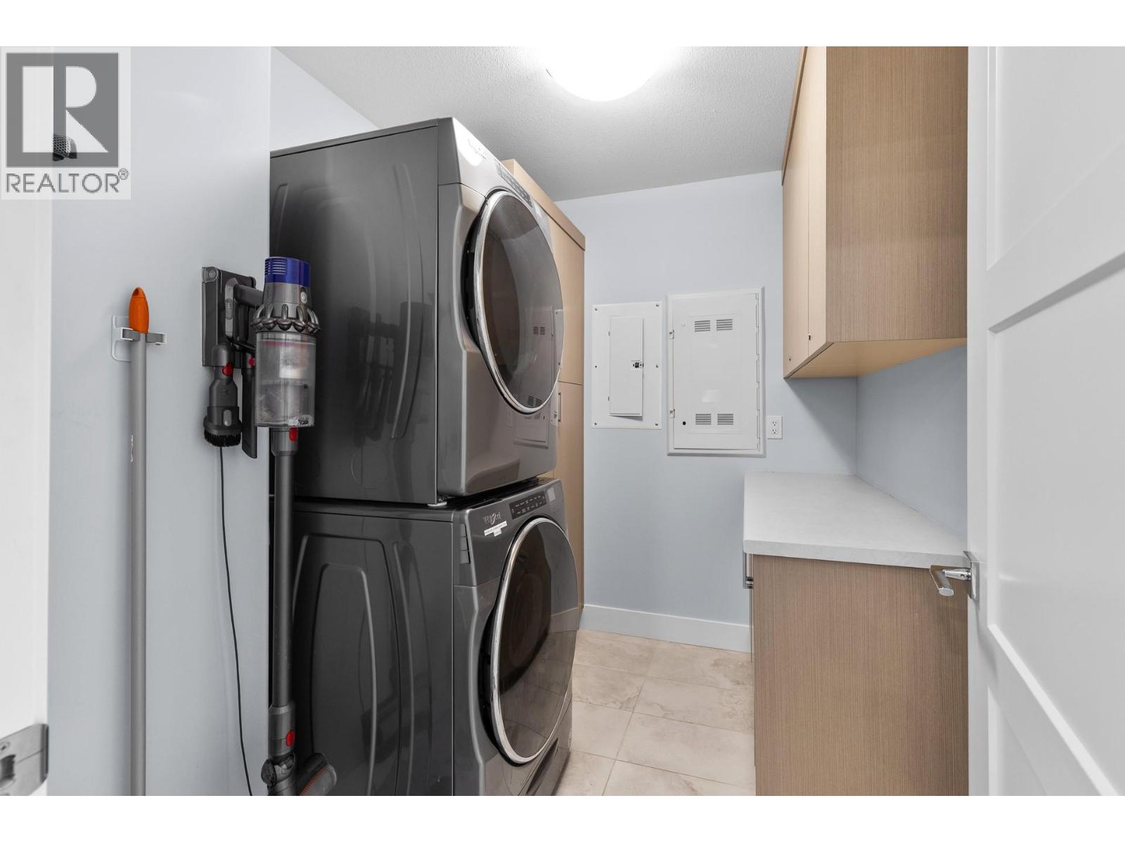 3475 Granite Close Unit# 103