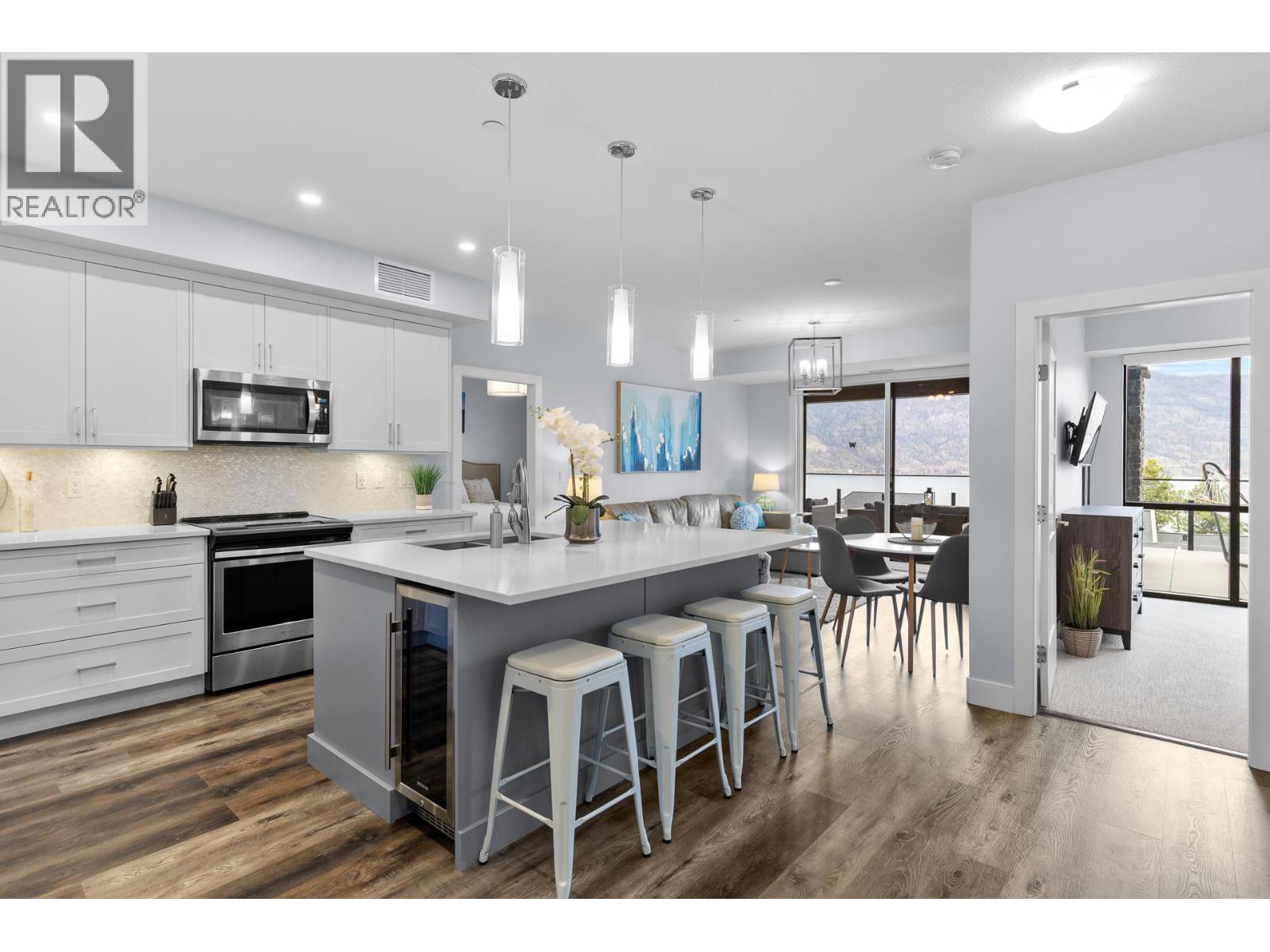 3475 Granite Close Unit# 103