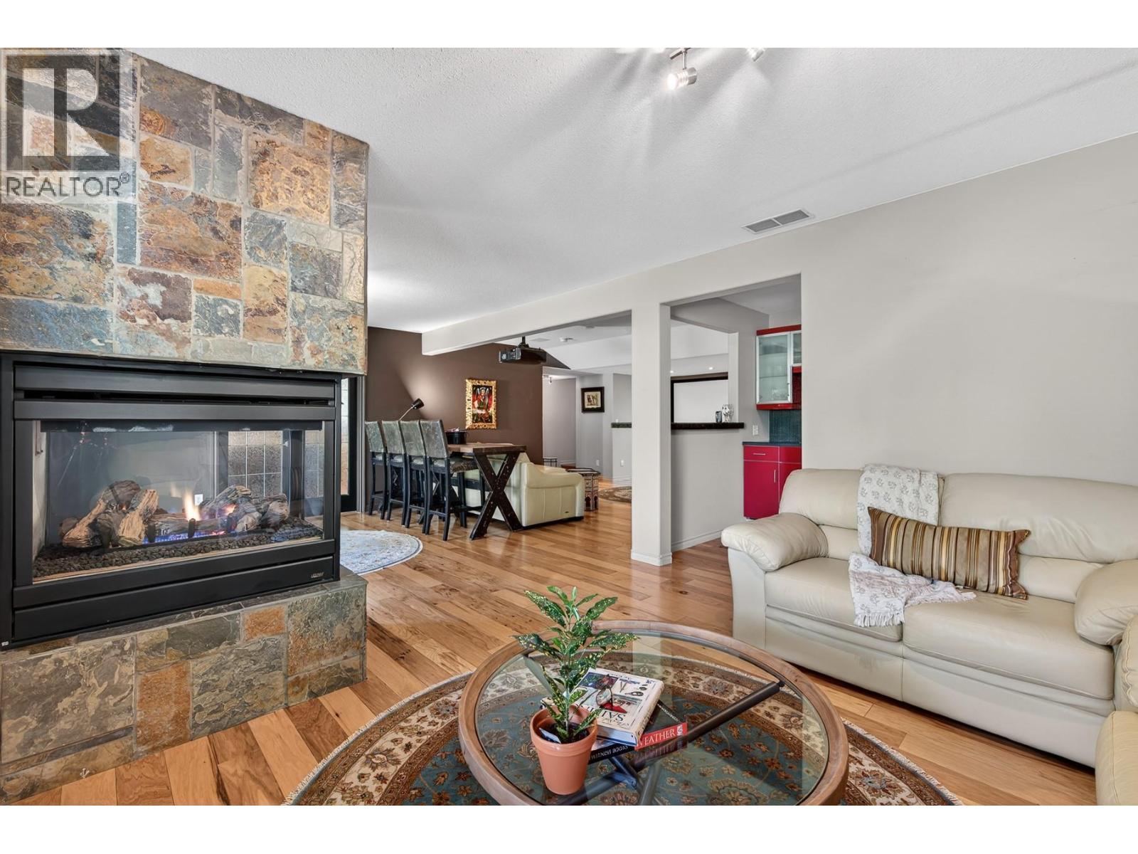3929 Gallaghers Circle