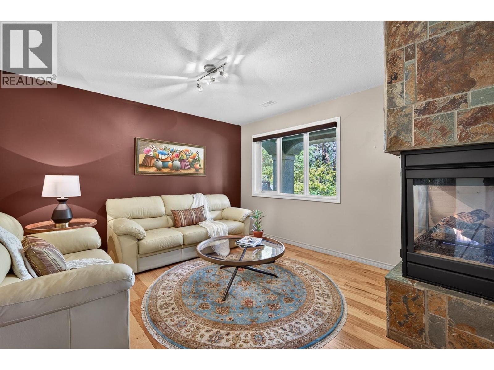 3929 Gallaghers Circle