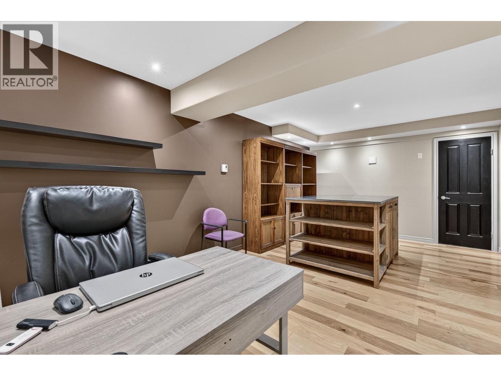 3929 Gallaghers Circle