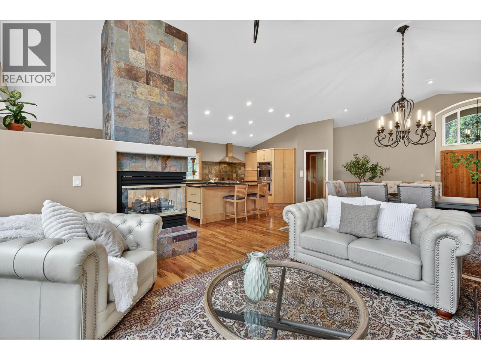 3929 Gallaghers Circle