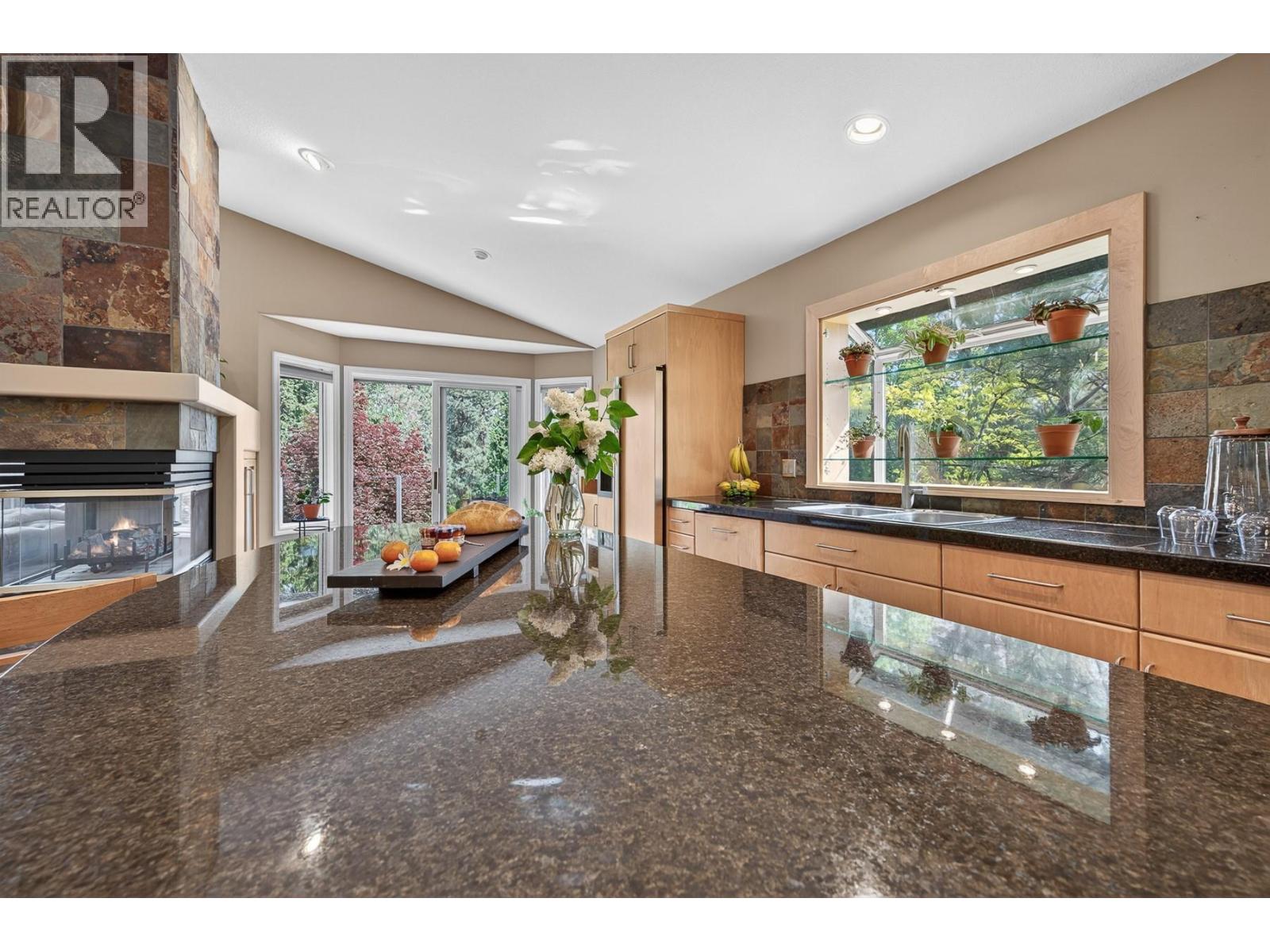 3929 Gallaghers Circle