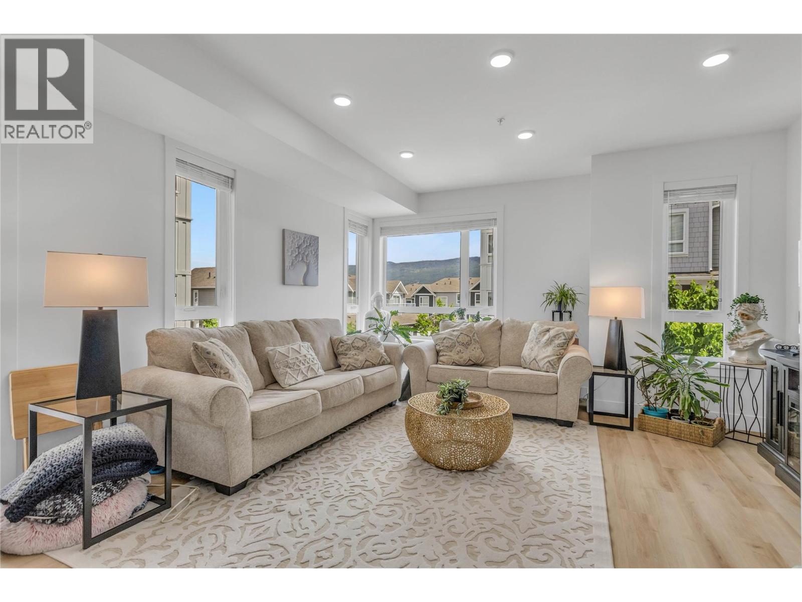 13098 Shoreline Way Unit# 15