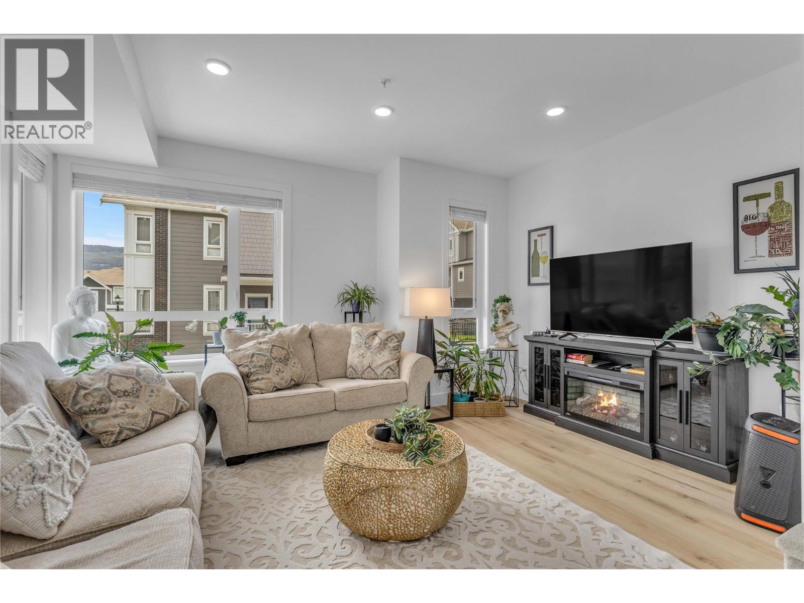 13098 Shoreline Way Unit# 15