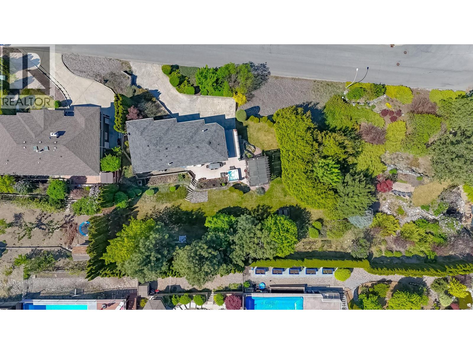 853 Toovey Road
