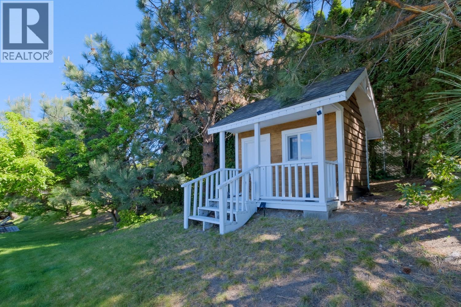 853 Toovey Road