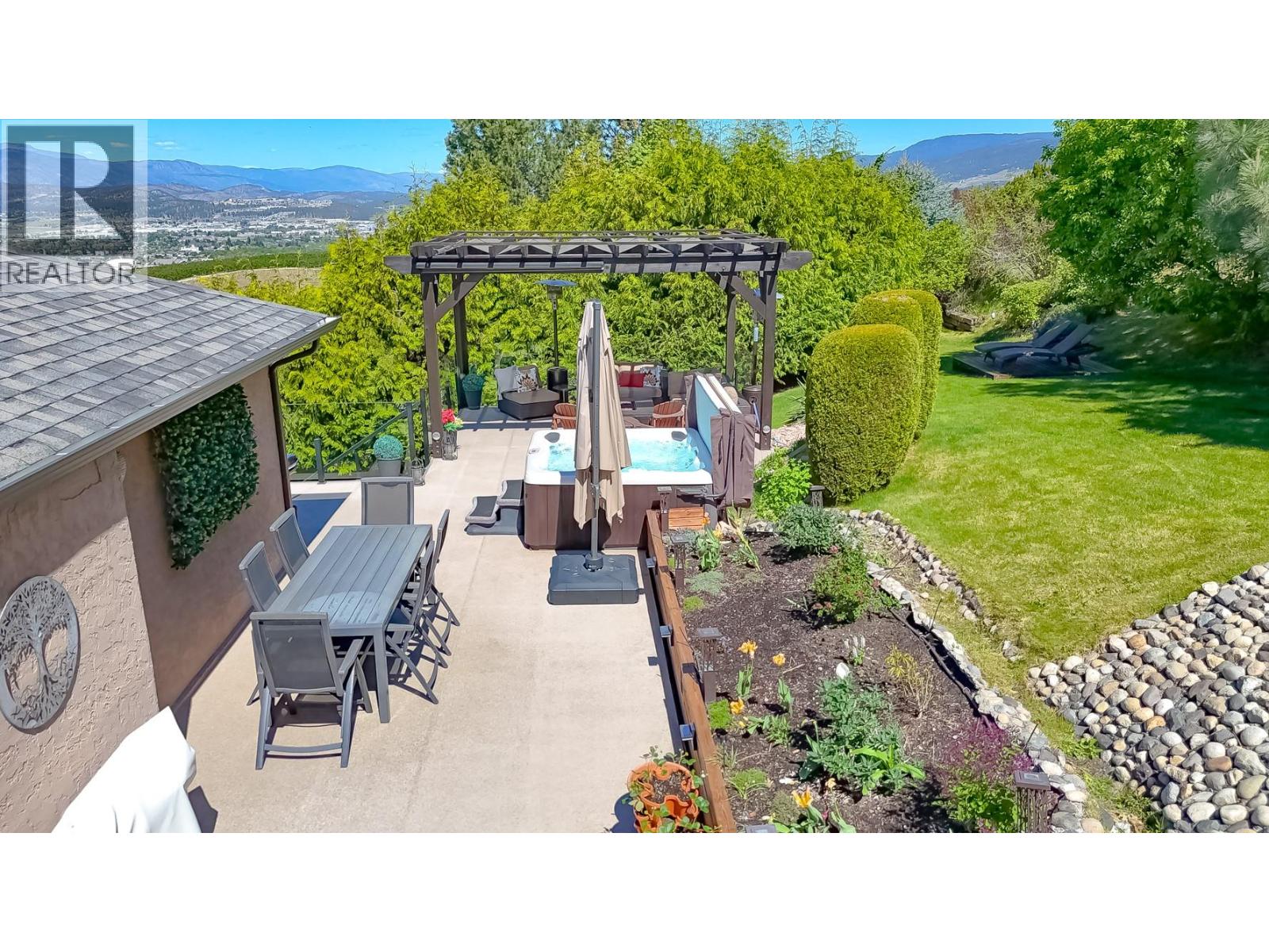 853 Toovey Road