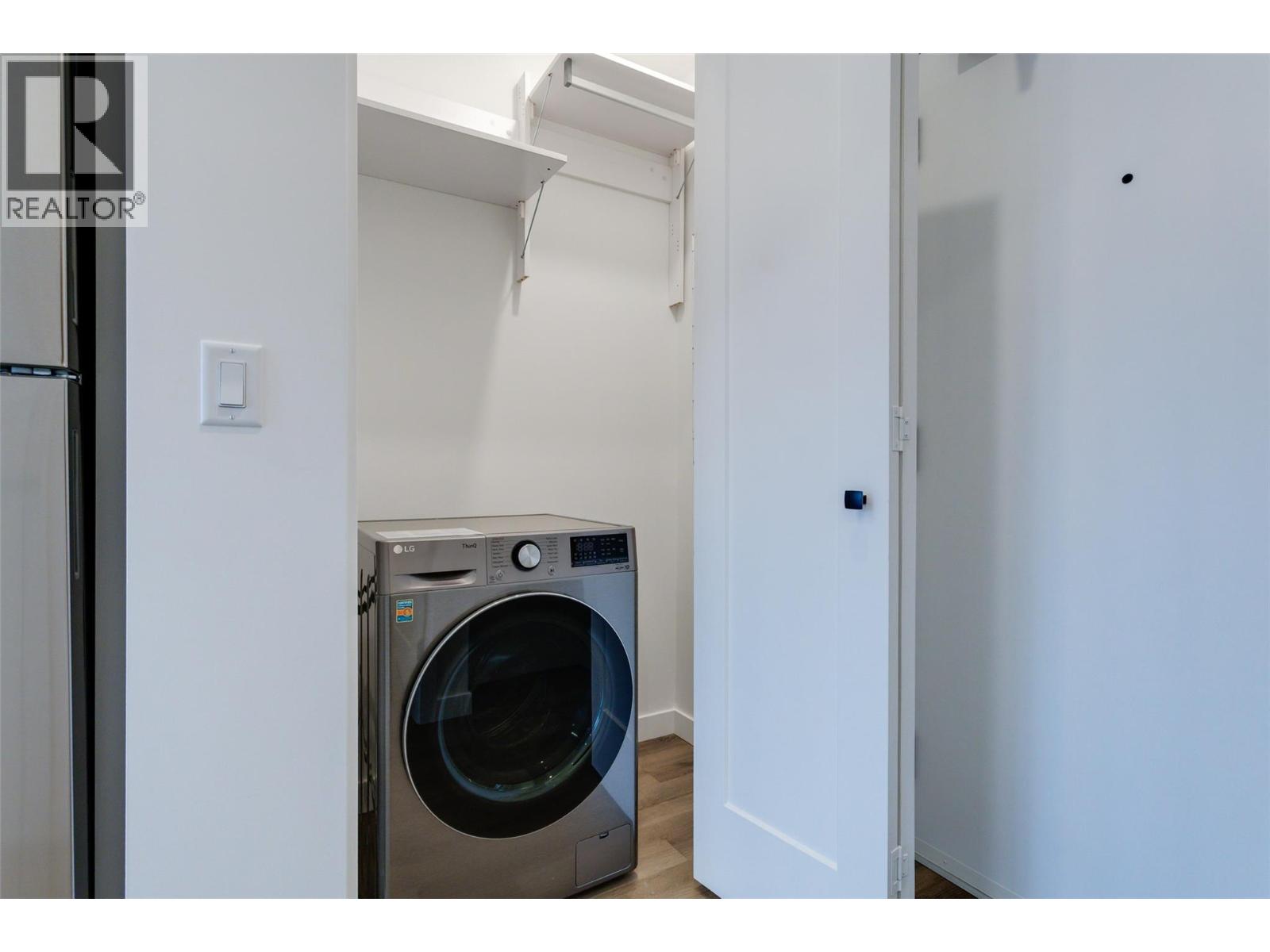 1274 Devonshire Avenue Unit# 307 Lot# 32