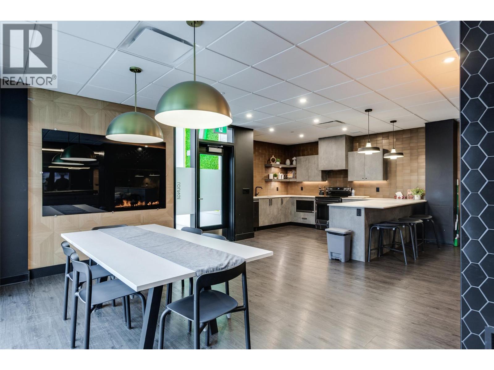 1274 Devonshire Avenue Unit# 307 Lot# 32