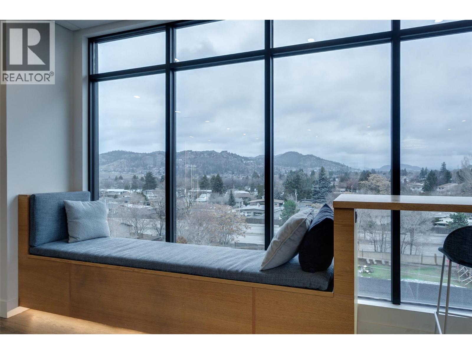 1274 Devonshire Avenue Unit# 307 Lot# 32