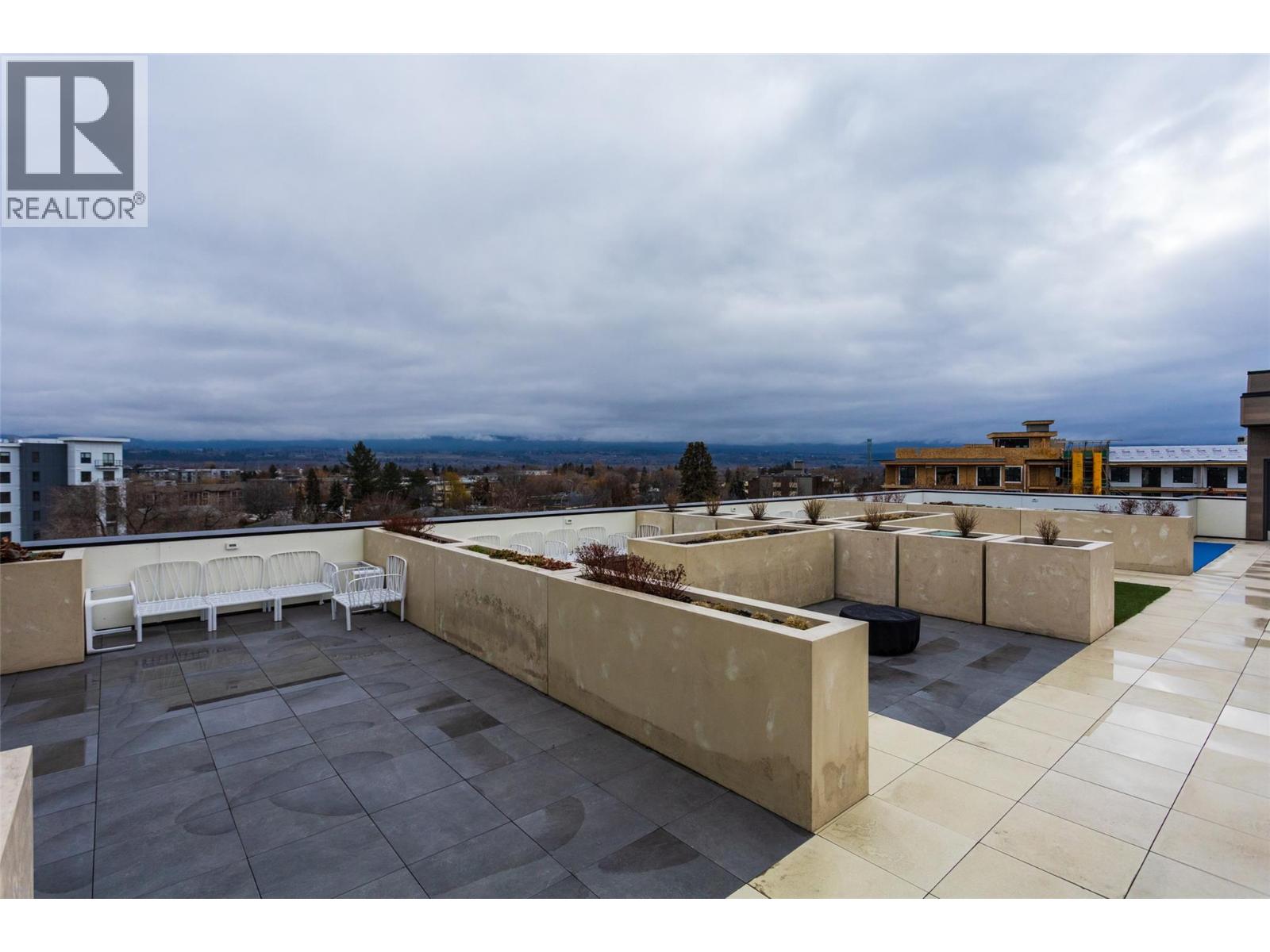 1274 Devonshire Avenue Unit# 307 Lot# 32