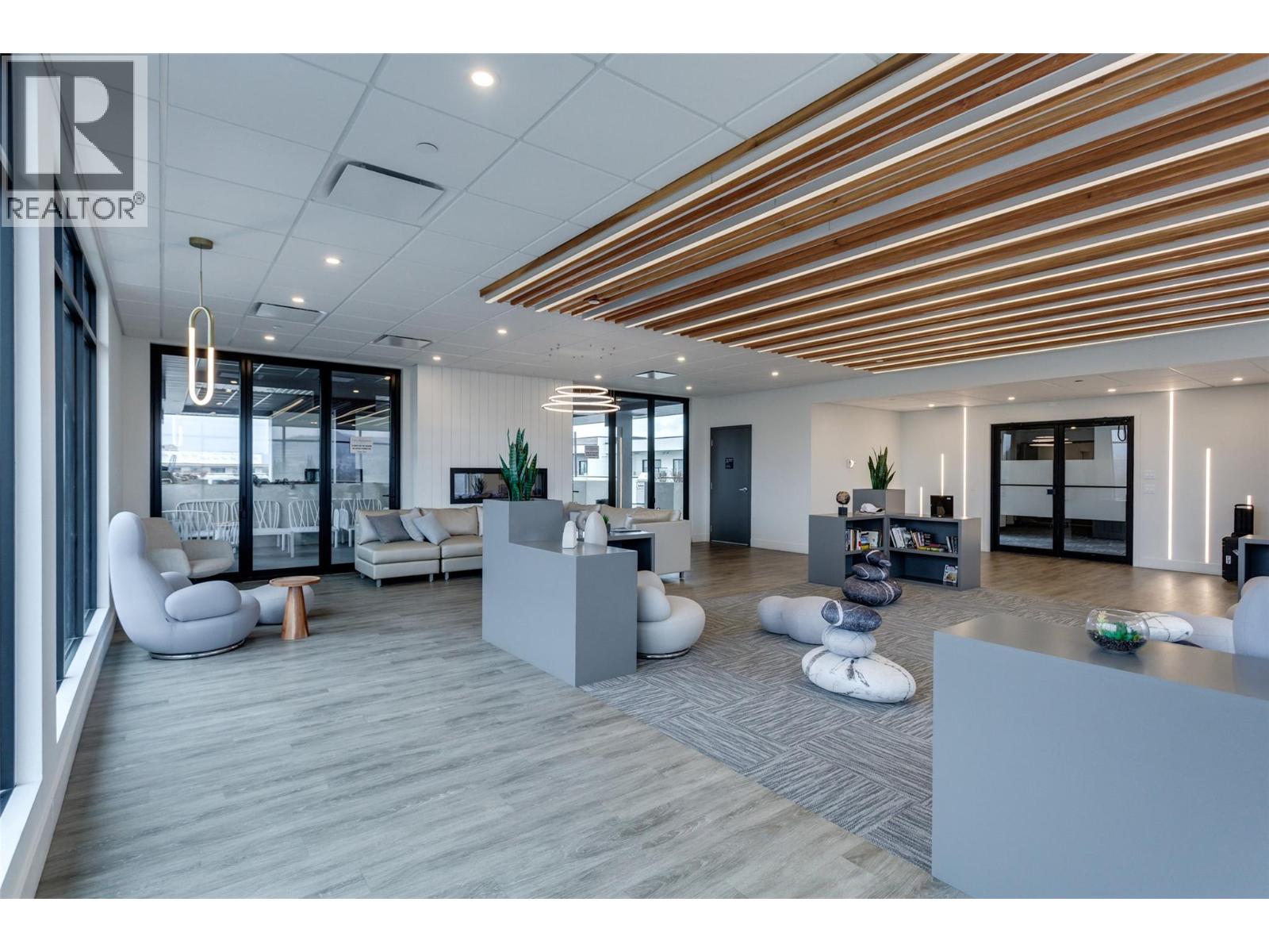 1274 Devonshire Avenue Unit# 307 Lot# 32