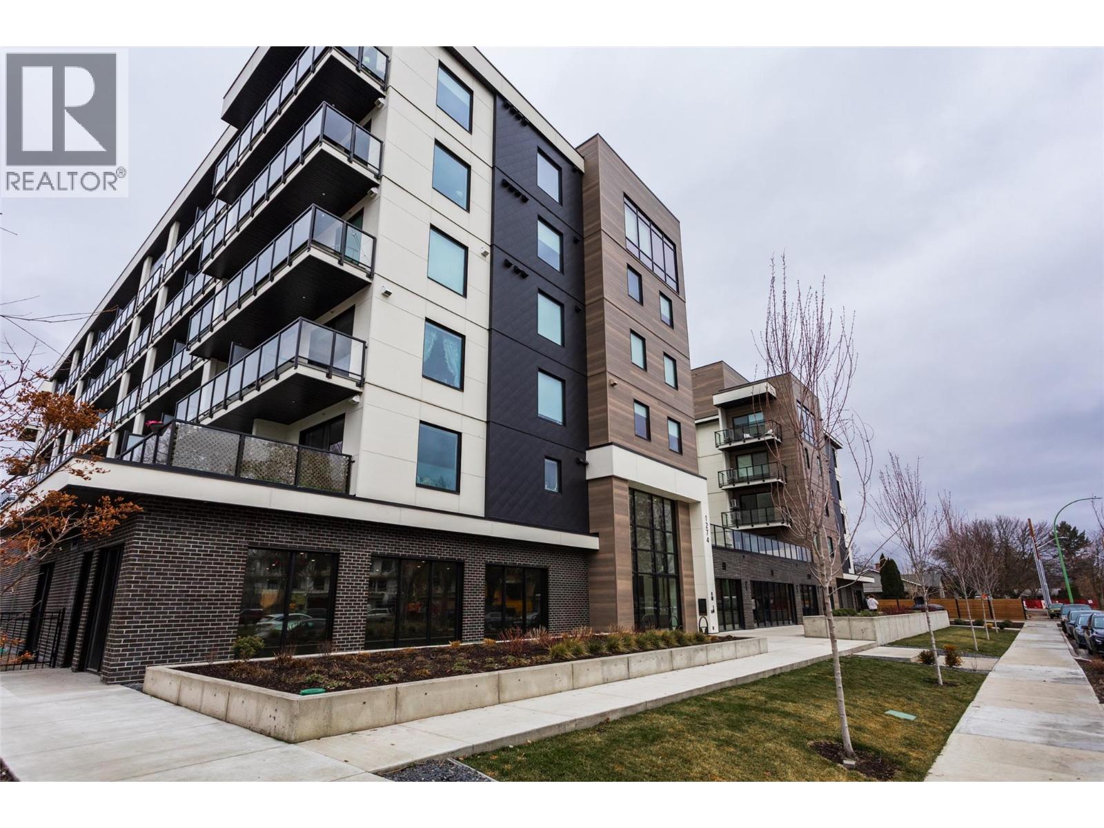 1274 Devonshire Avenue Unit# 307 Lot# 32