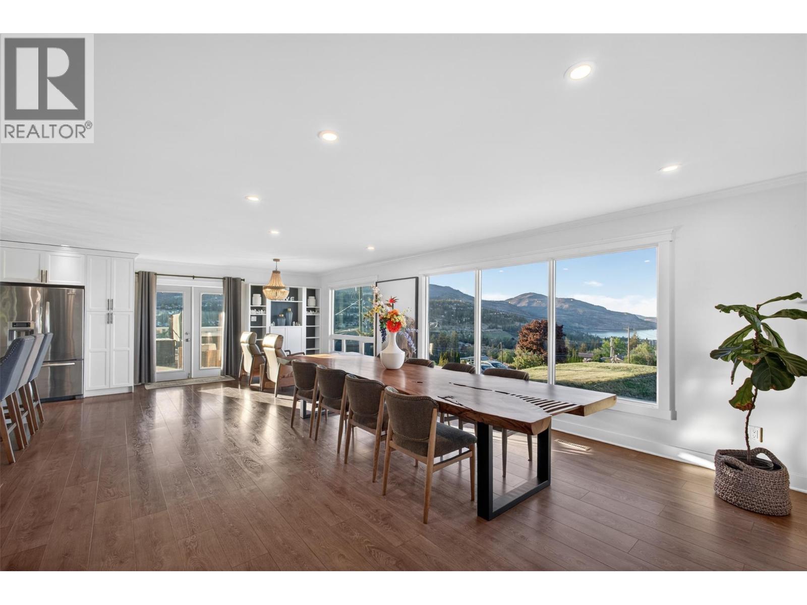 2351 Boucherie Road