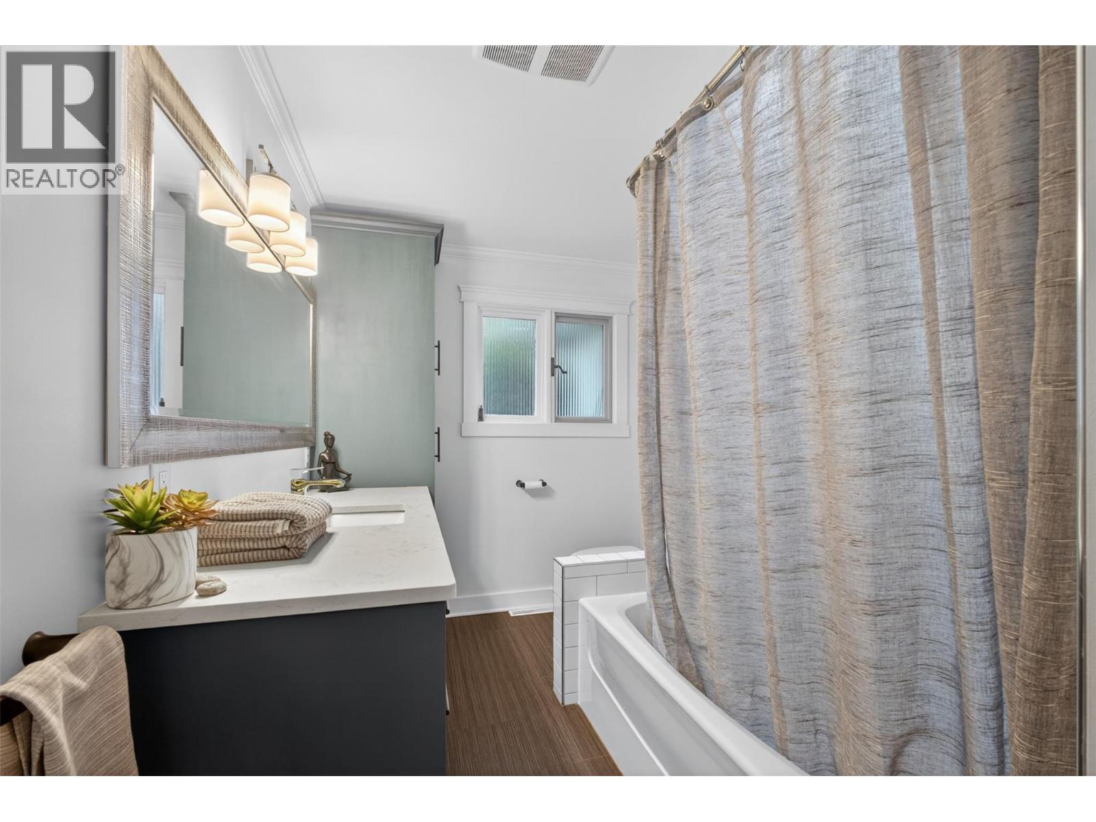 2351 Boucherie Road