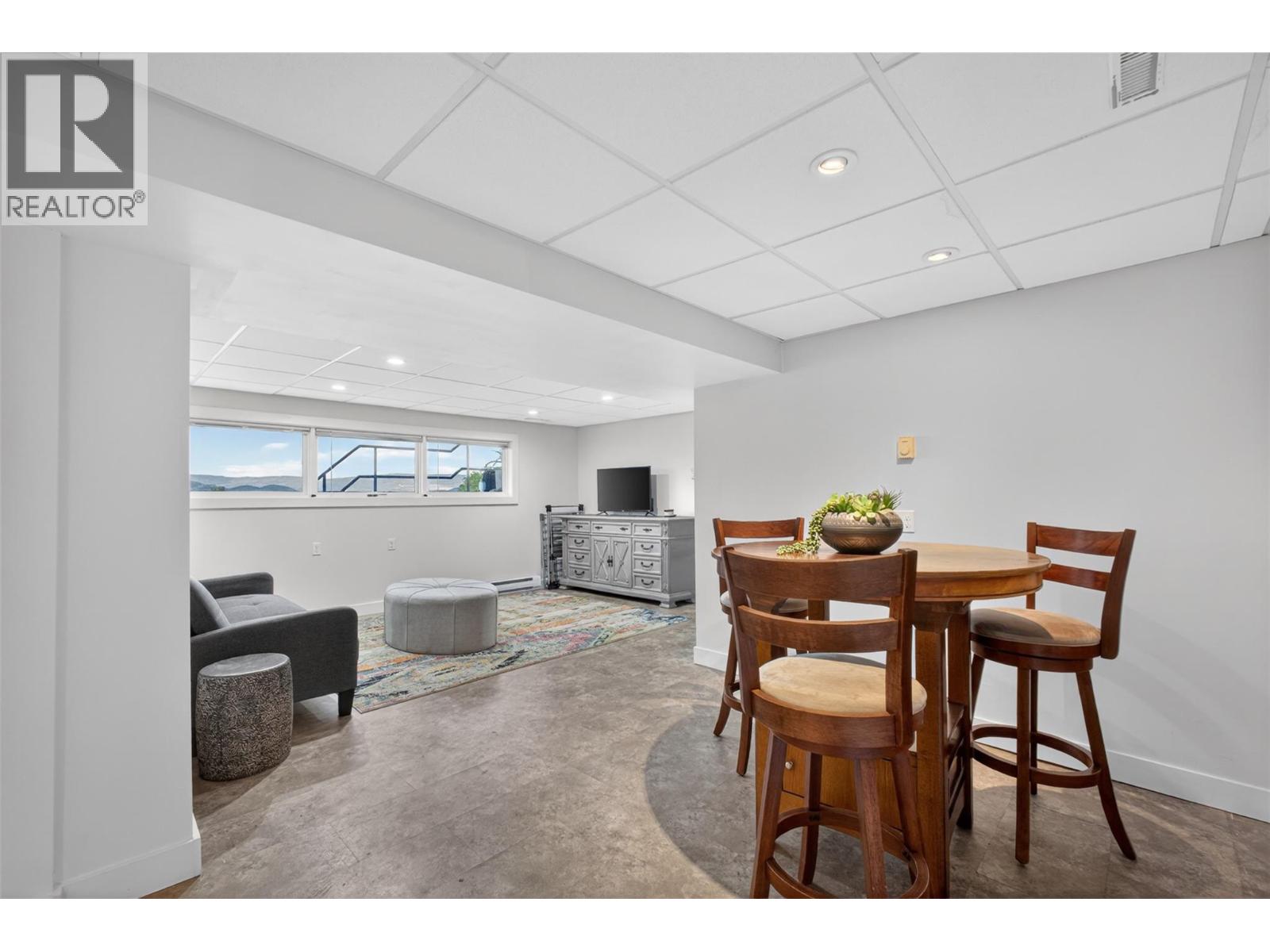 2351 Boucherie Road