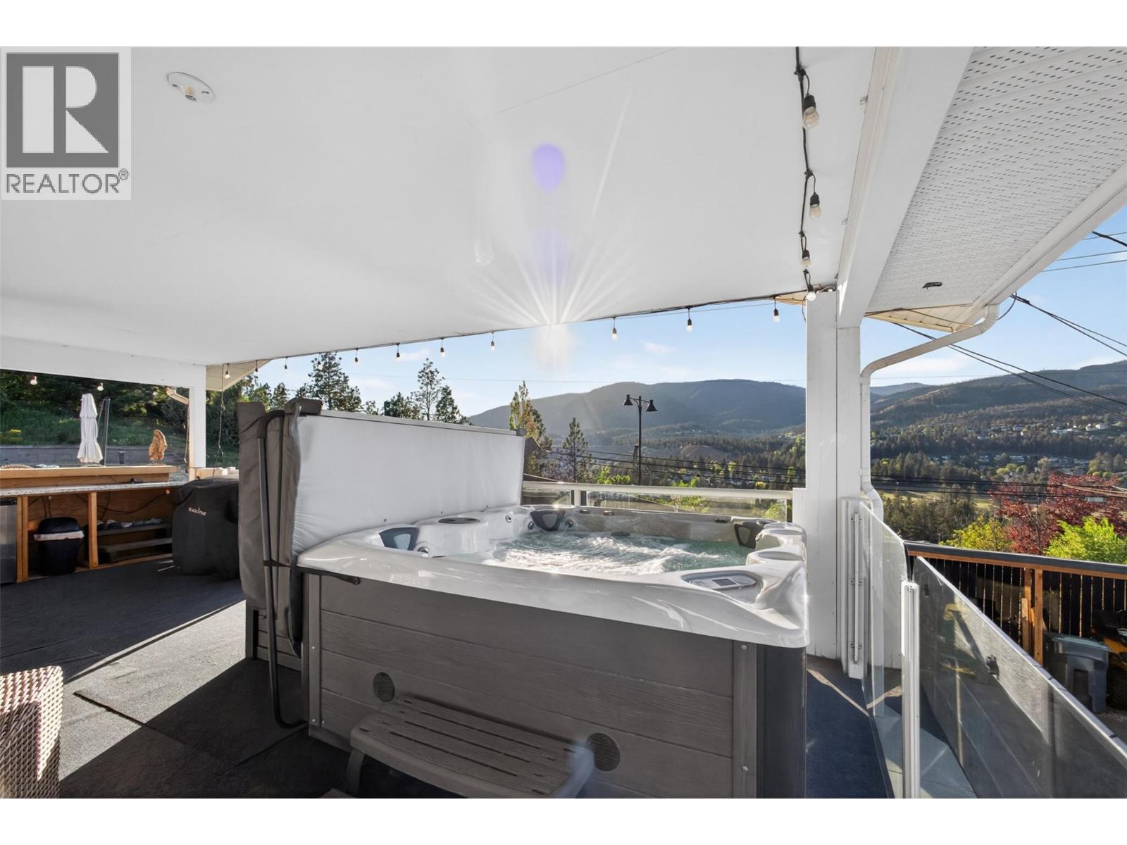2351 Boucherie Road