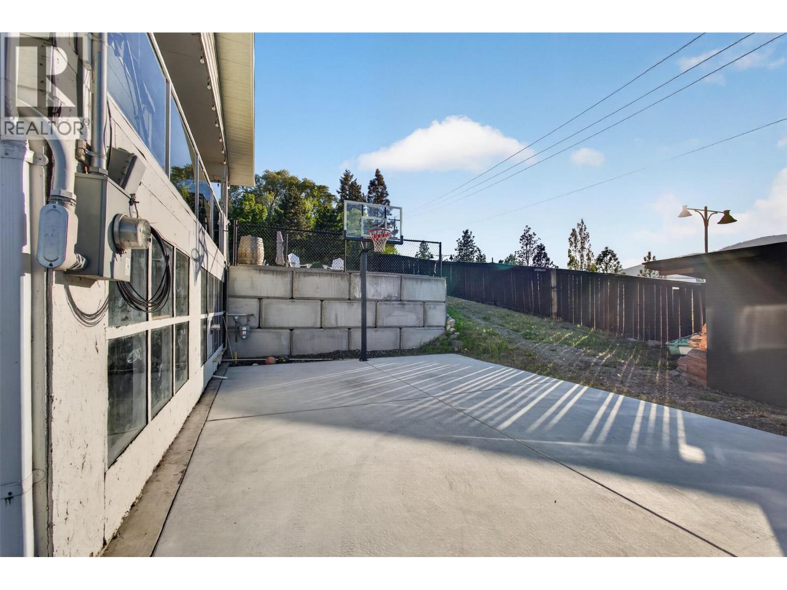 2351 Boucherie Road