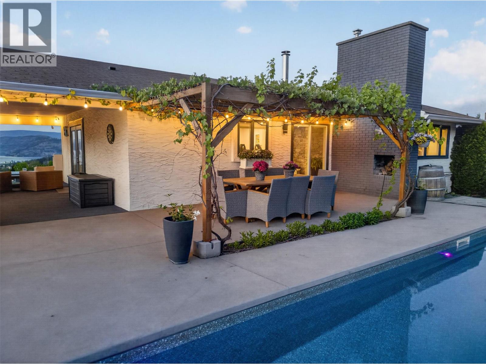 2351 Boucherie Road