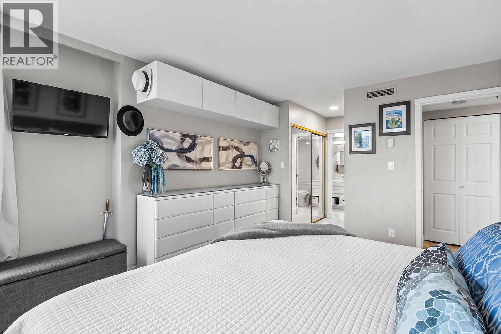 1160 Sunset Drive Unit# 302
