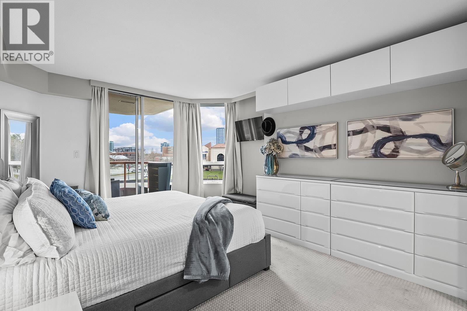 1160 Sunset Drive Unit# 302