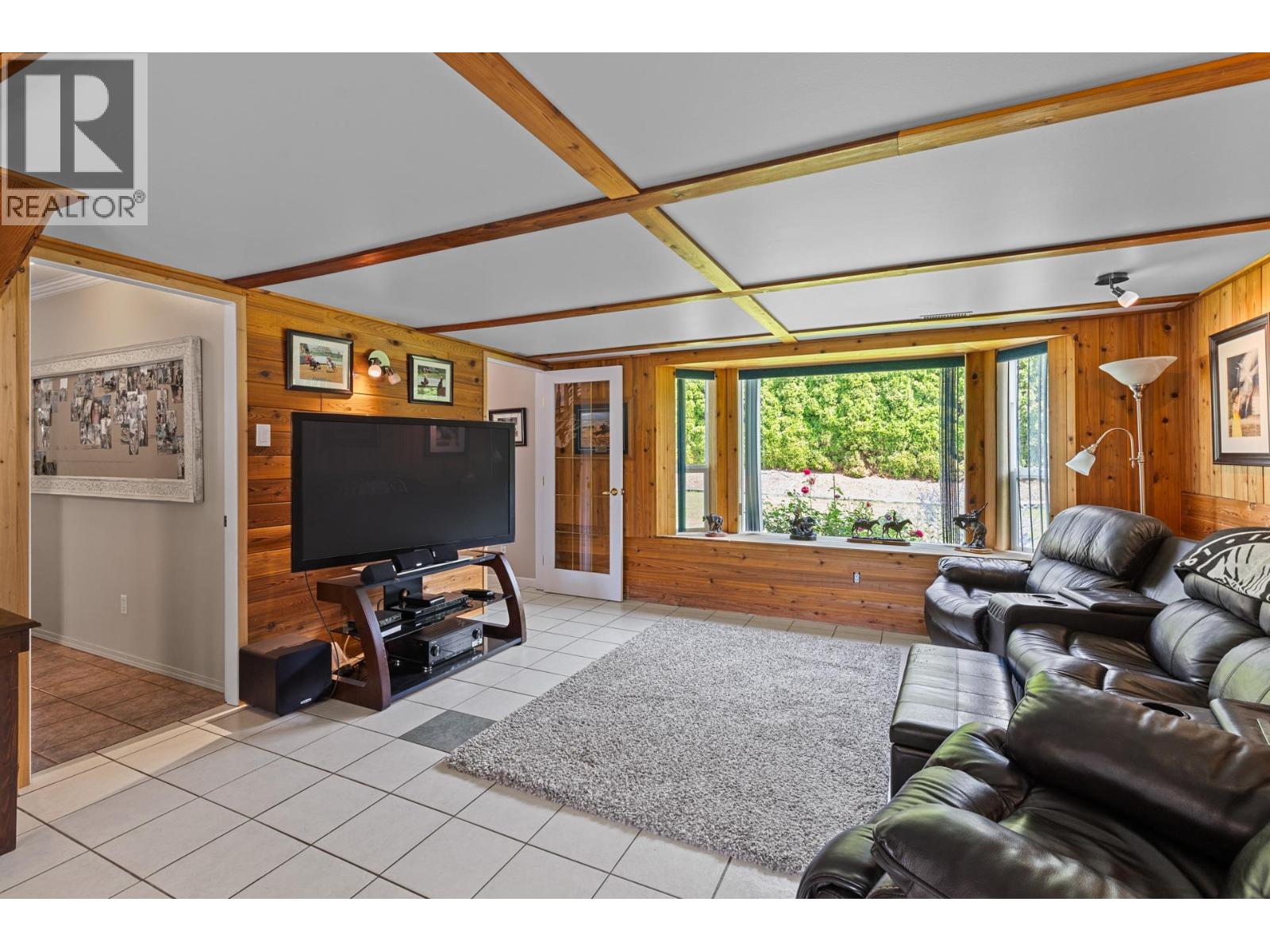 3424 East Boundary Road