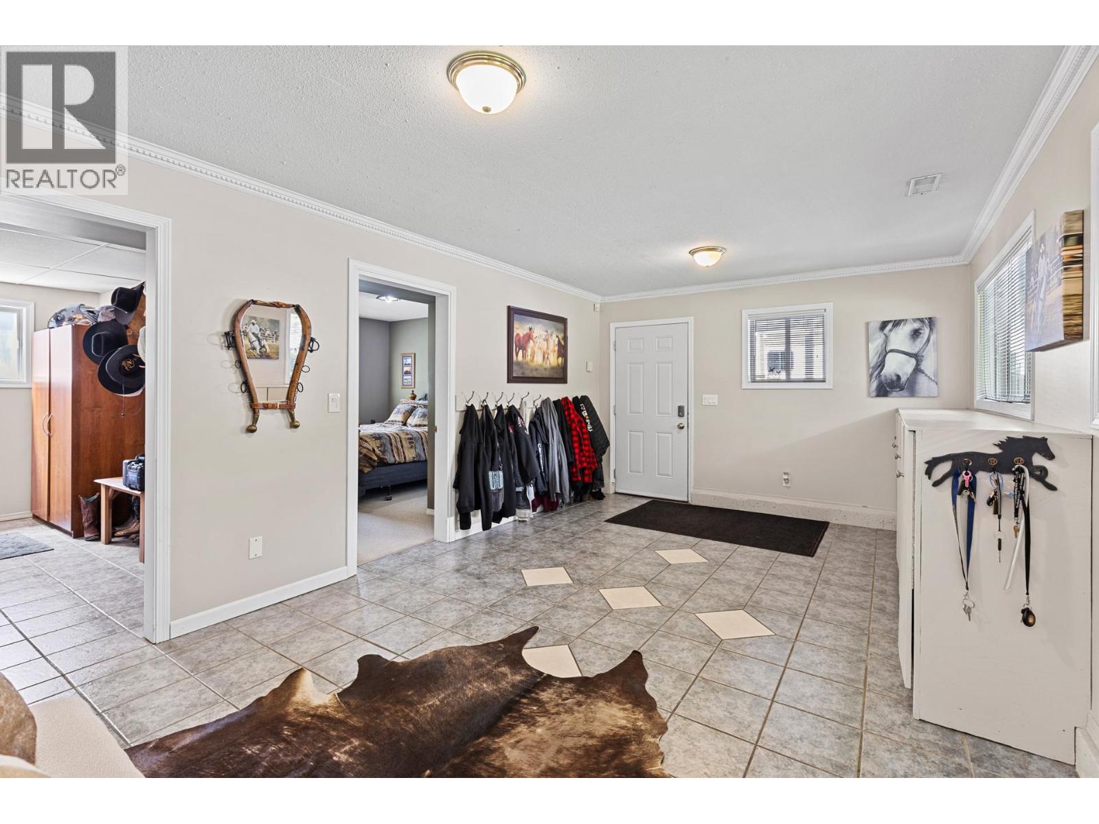 3424 East Boundary Road
