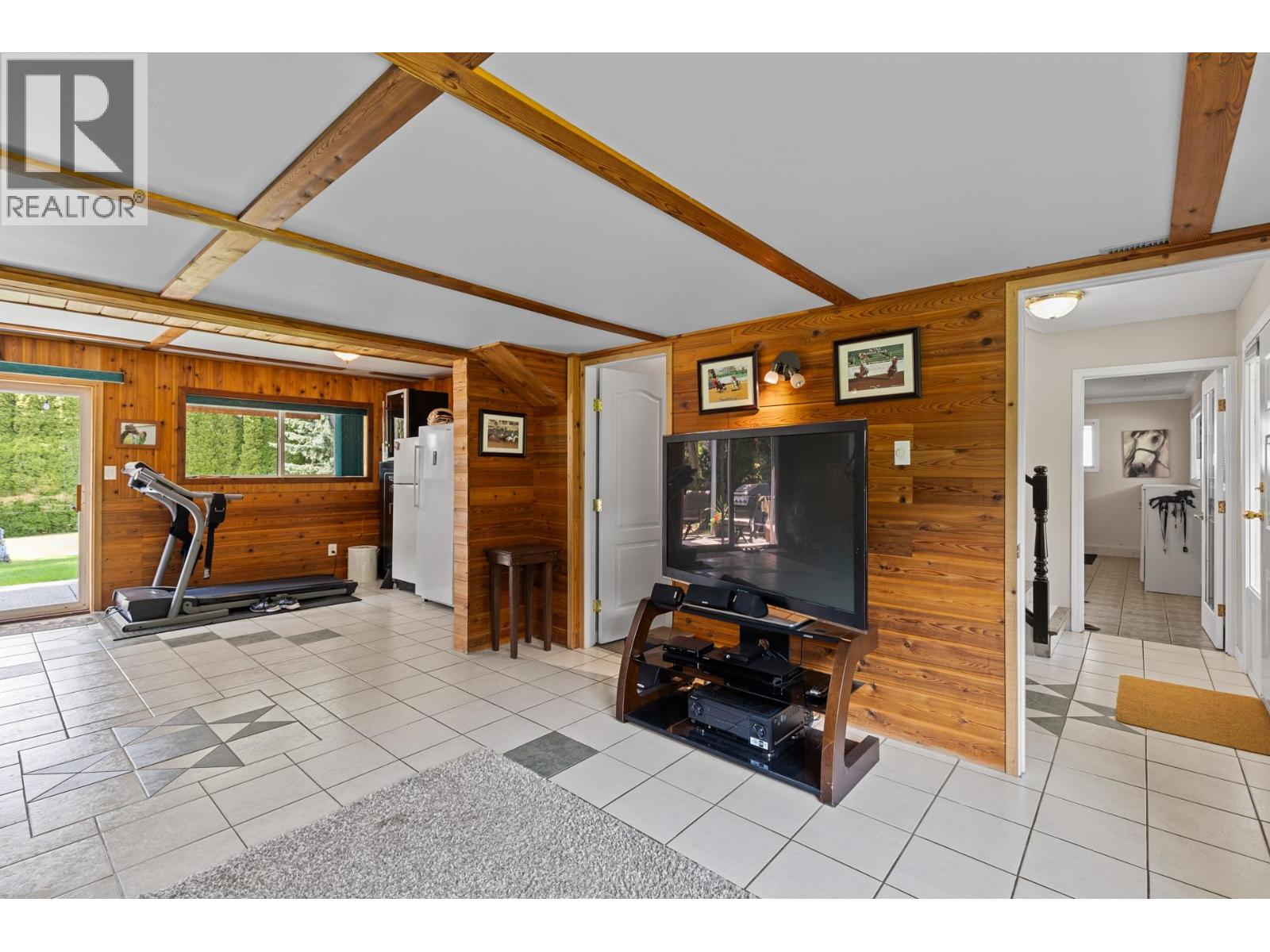3424 East Boundary Road