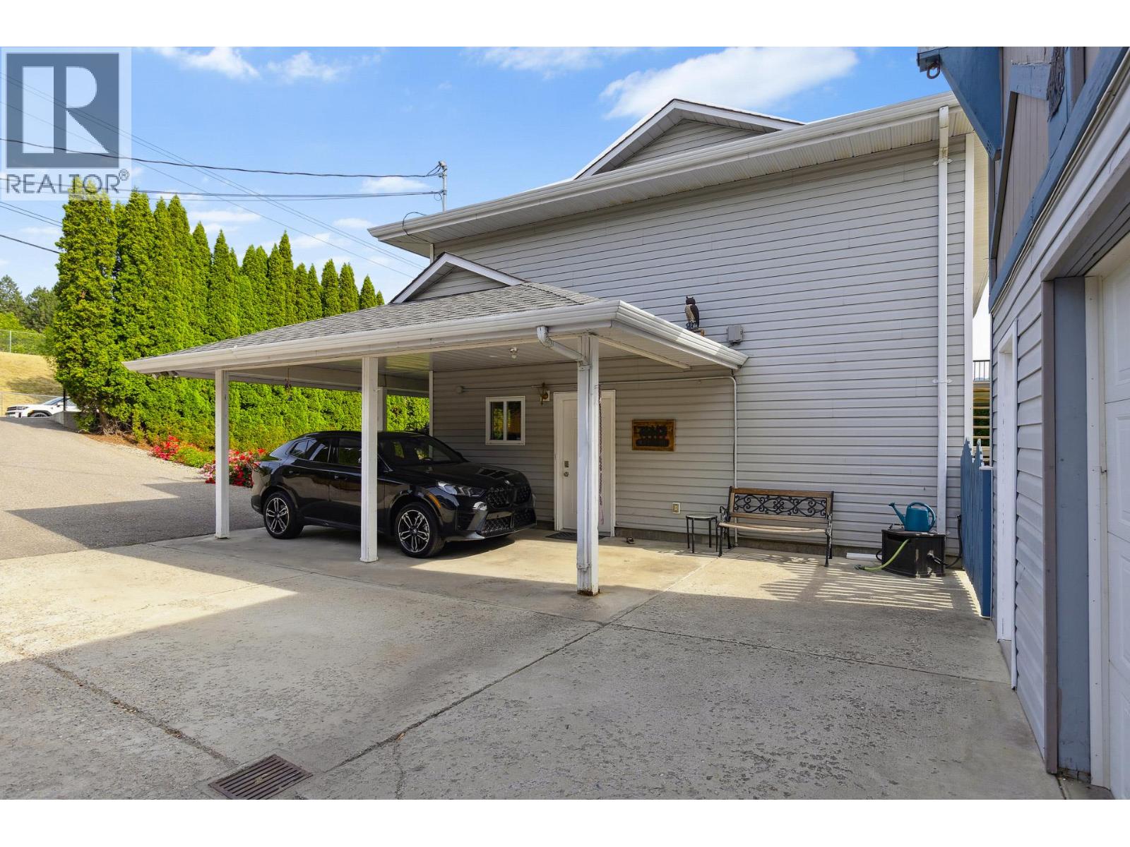 3424 East Boundary Road