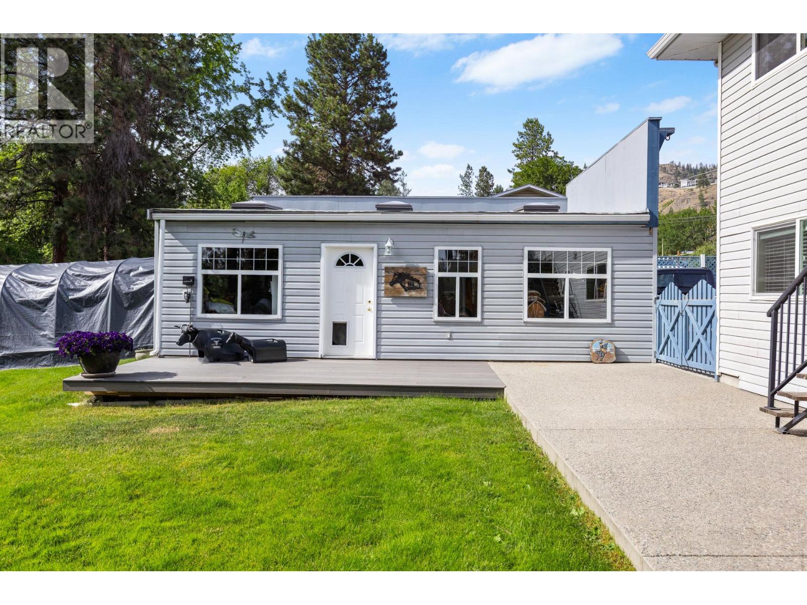 3424 East Boundary Road