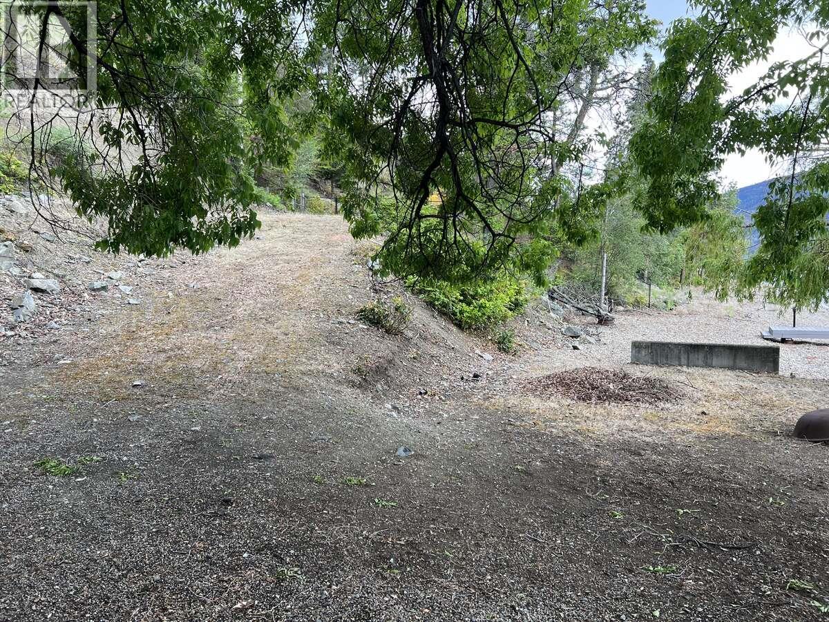 3892 Finch Road