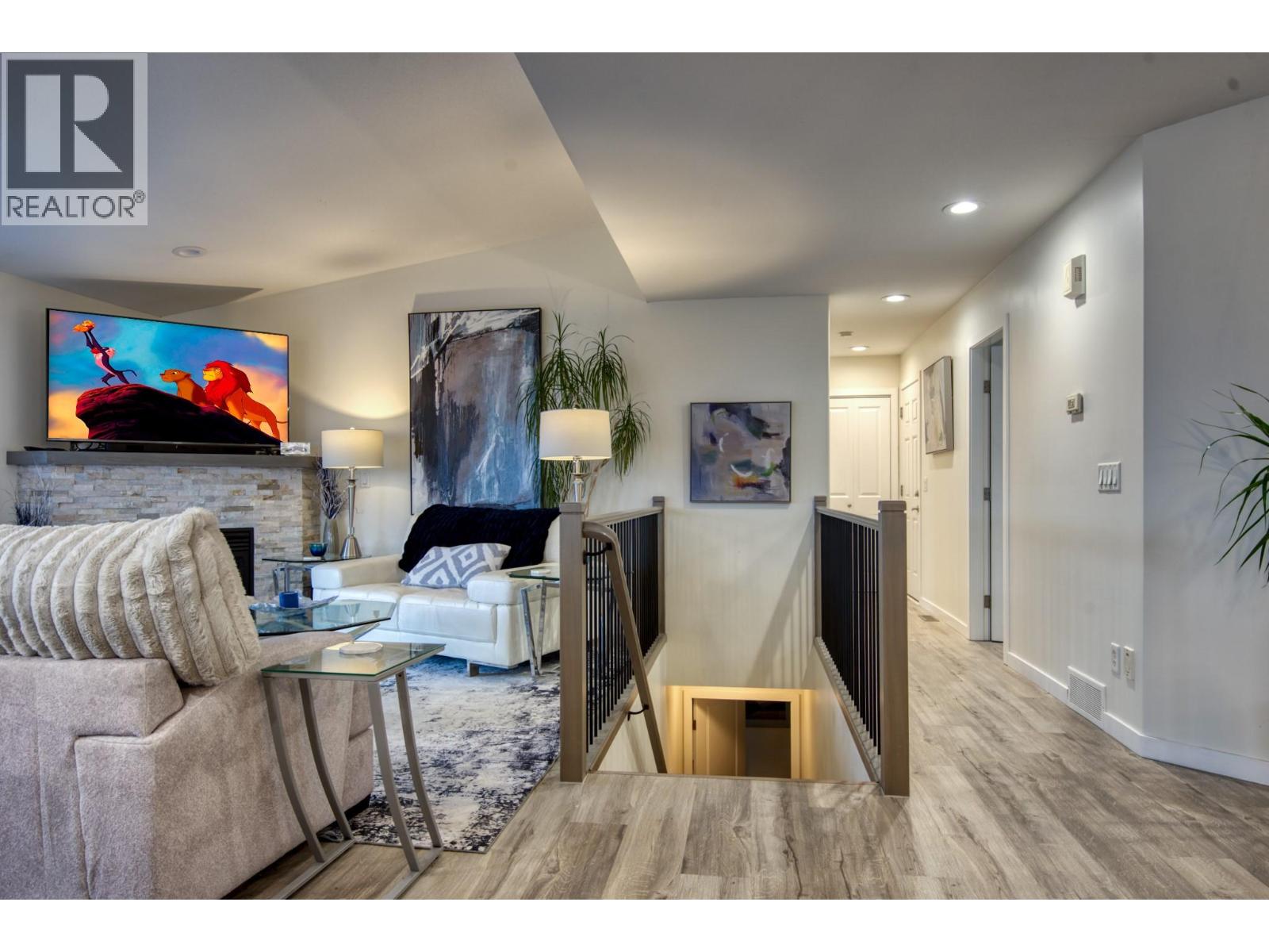 3088 Sageview Road