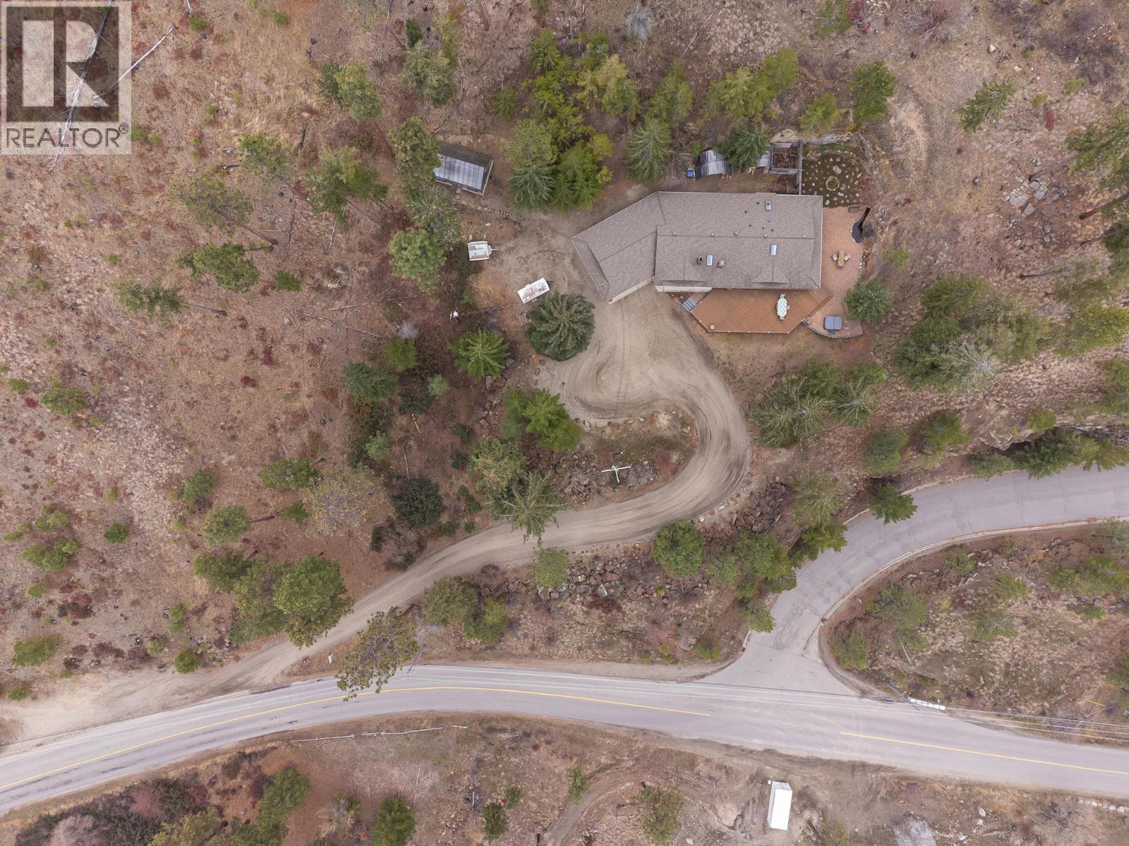 5715 Lakeshore Road