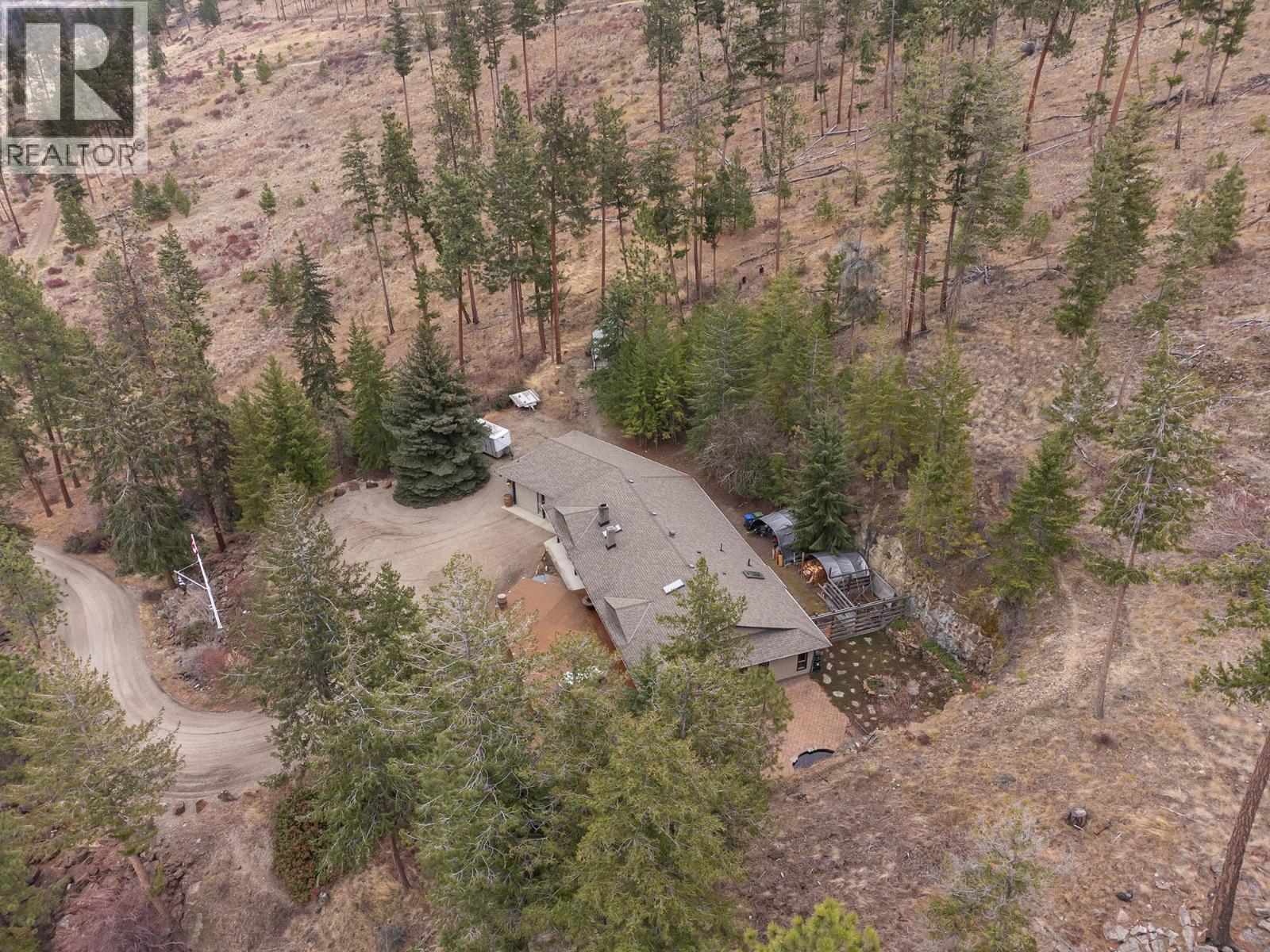 5715 Lakeshore Road