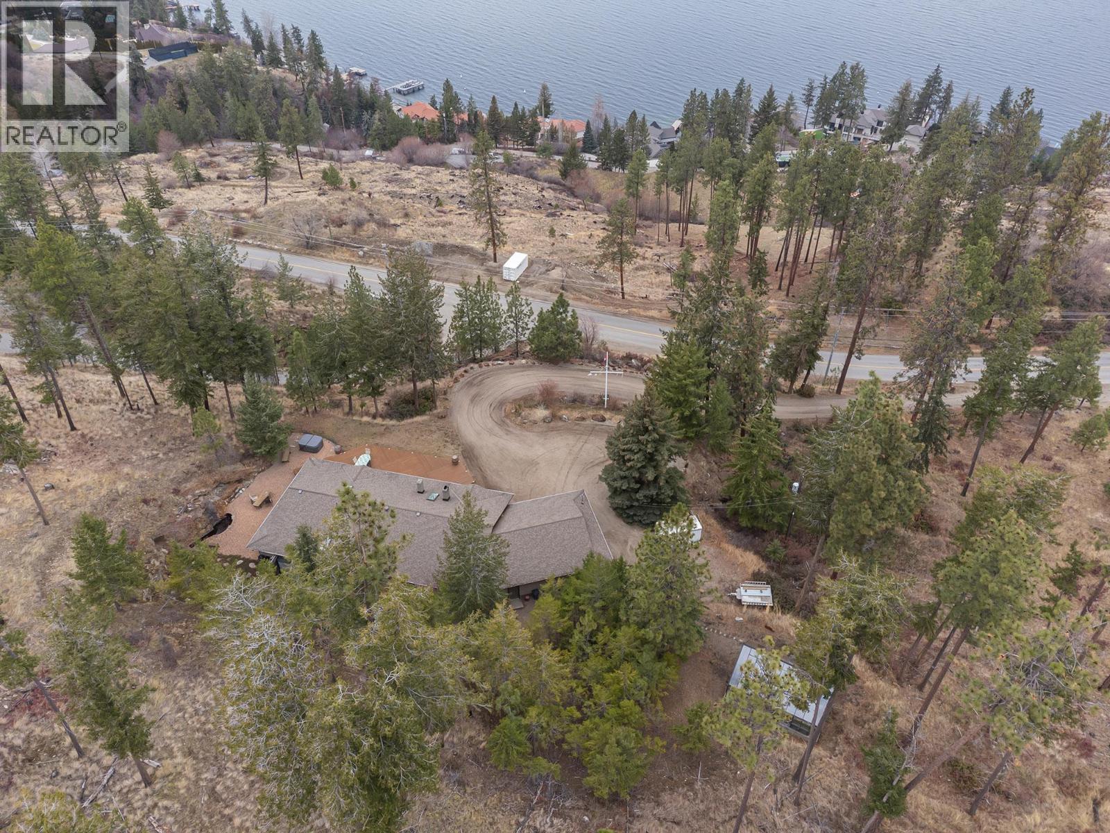 5715 Lakeshore Road