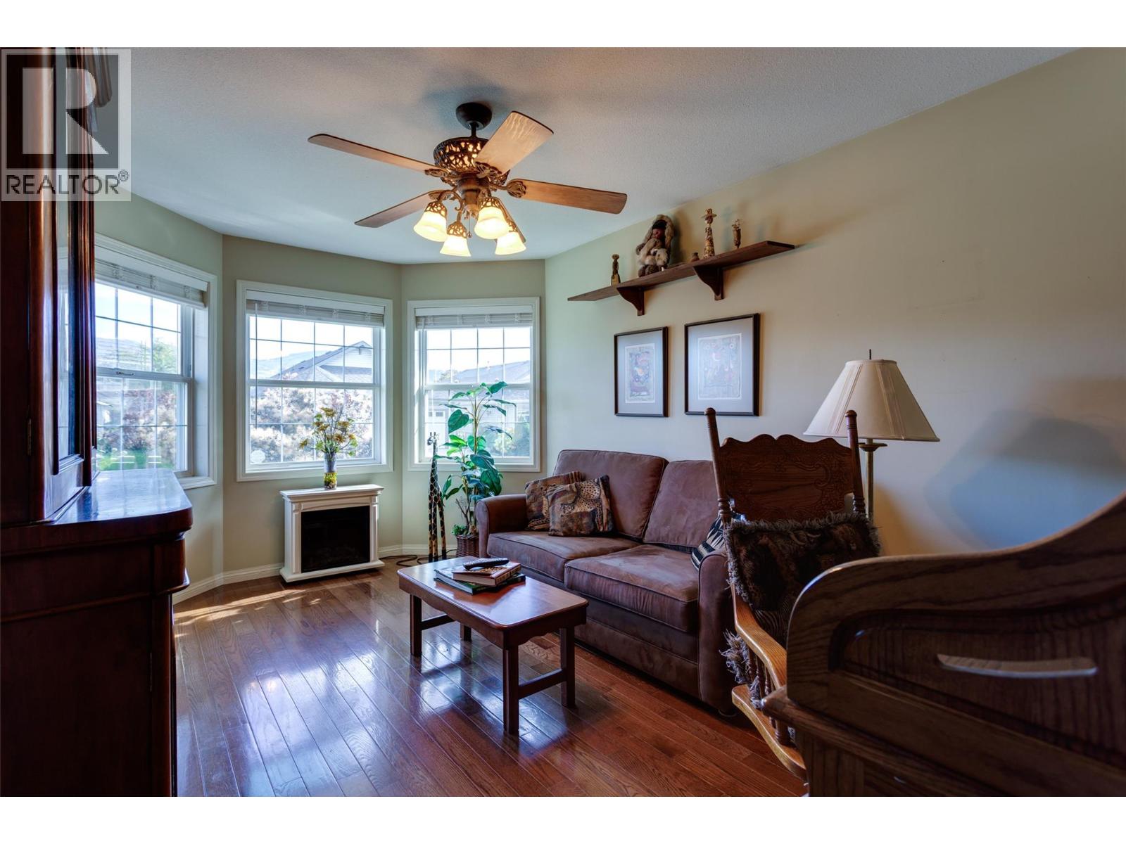 1188 Houghton Road Unit# 114
