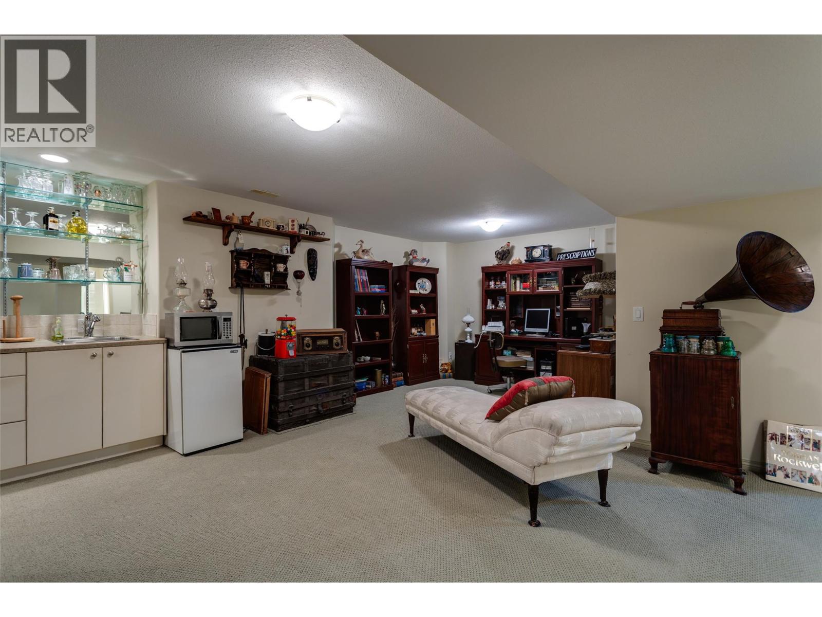 1188 Houghton Road Unit# 114