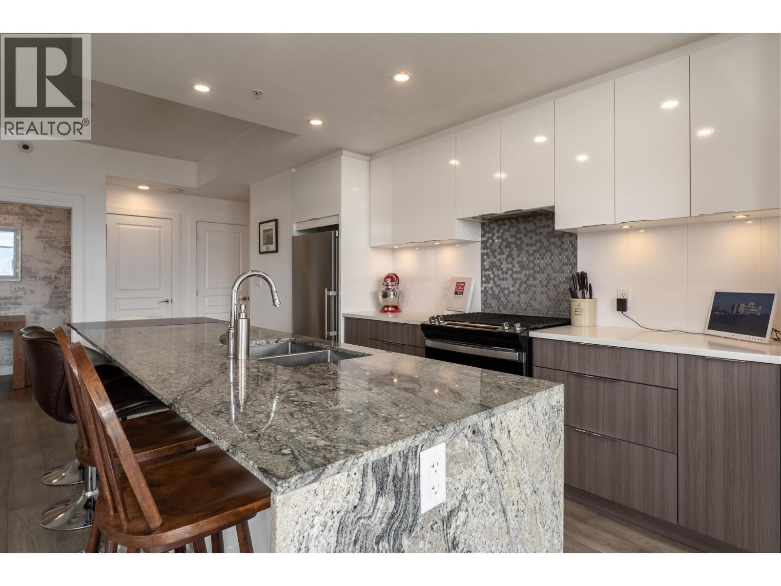 1151 Sunset Drive Unit# 1501