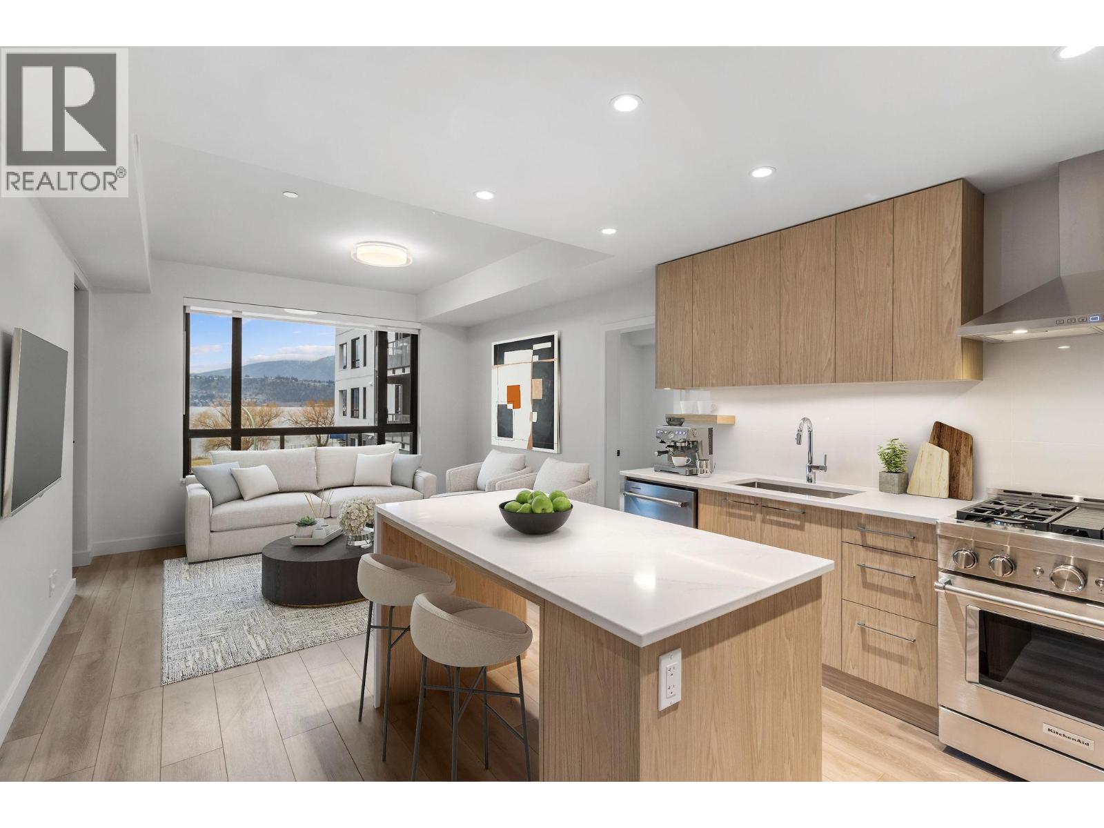 3051 Abbott Street Unit# 313