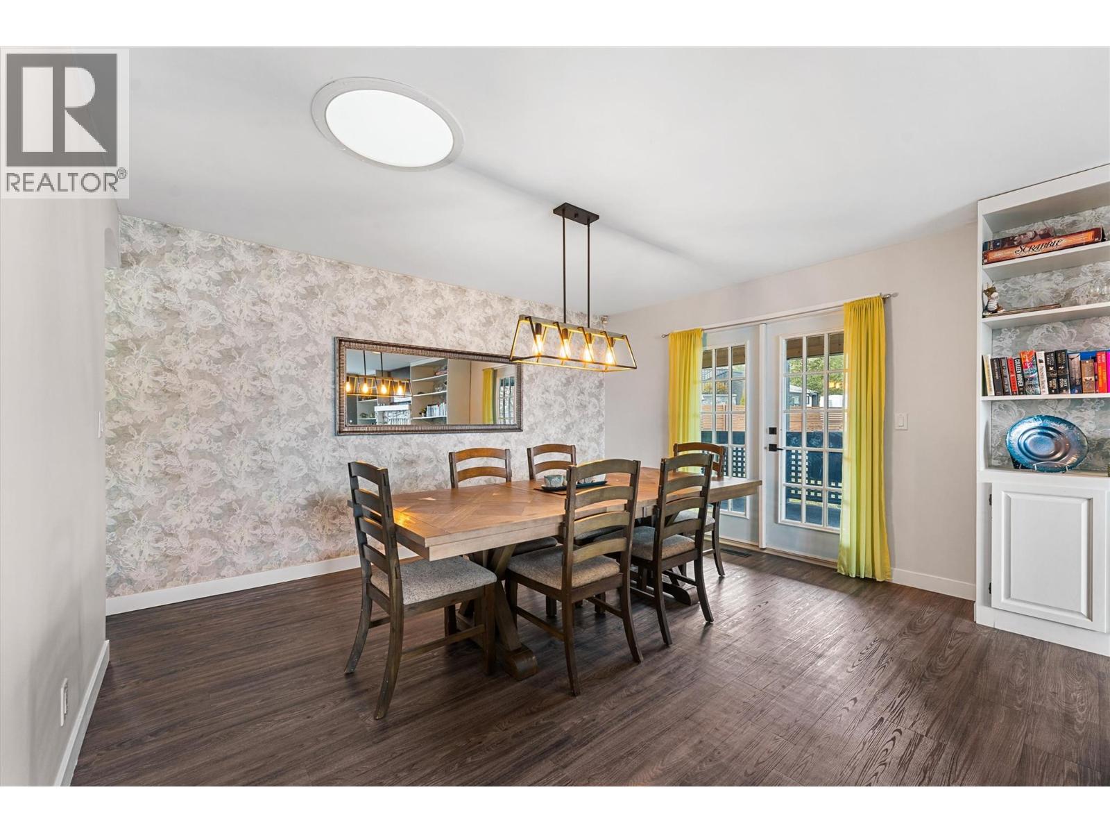 1642 Griffiths Place