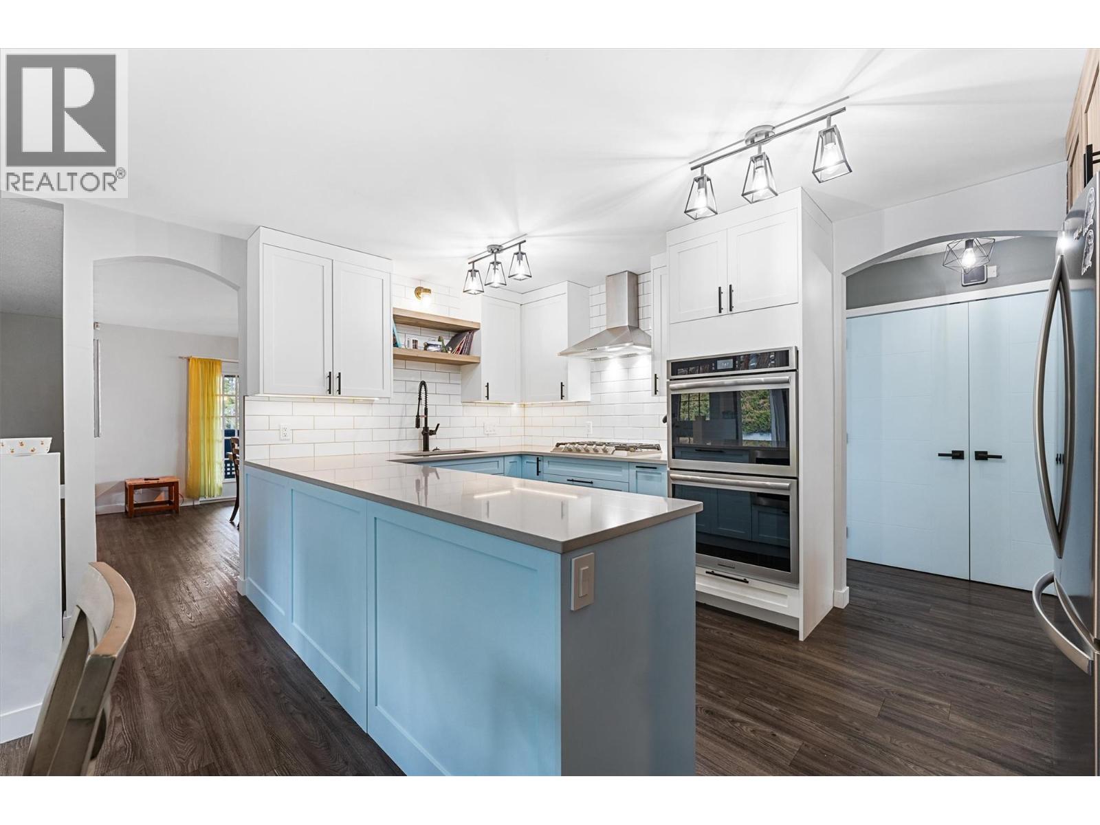 1642 Griffiths Place