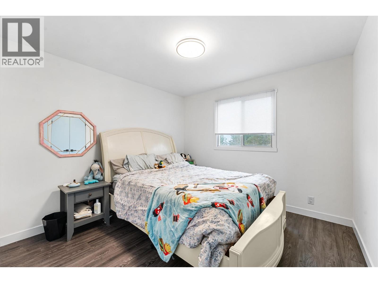 1642 Griffiths Place