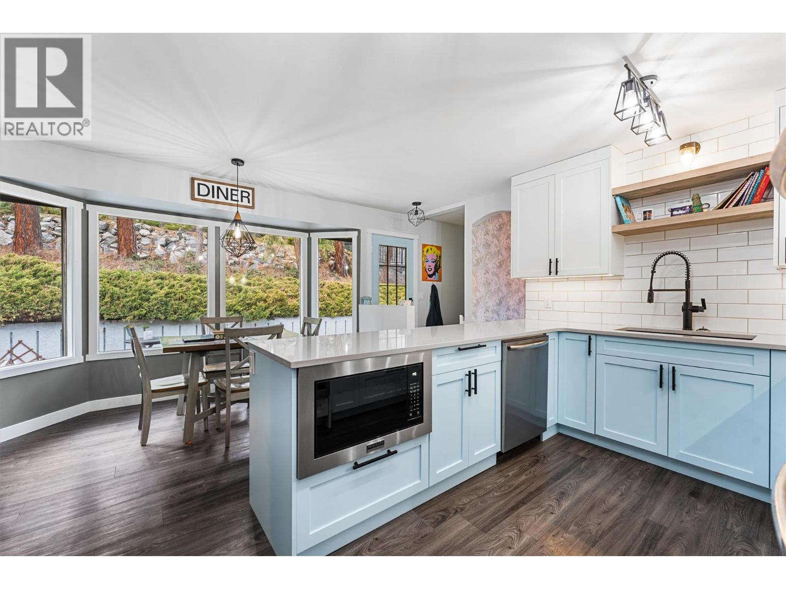 1642 Griffiths Place